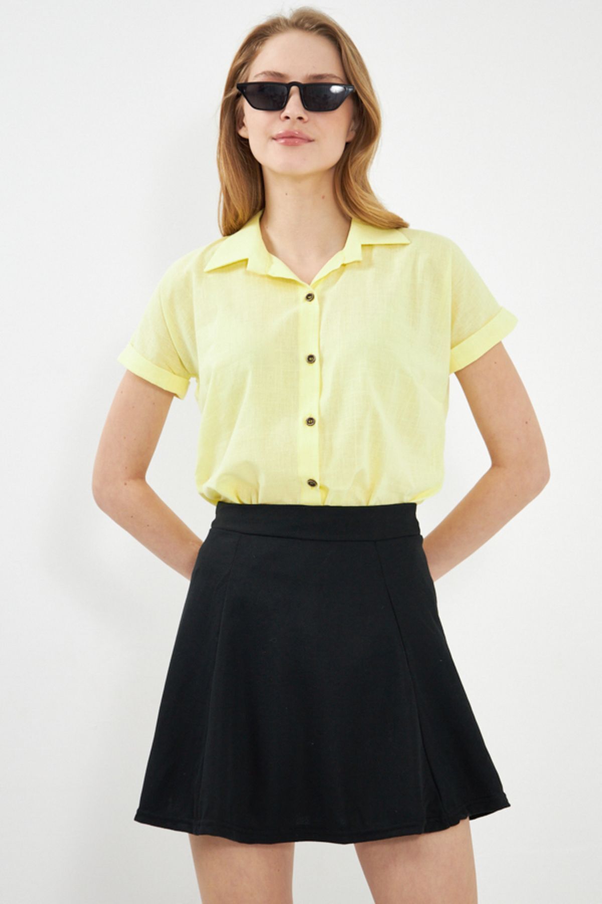 Woman Yellow Short Sleeve Linen Shirt ARM-24Y001038