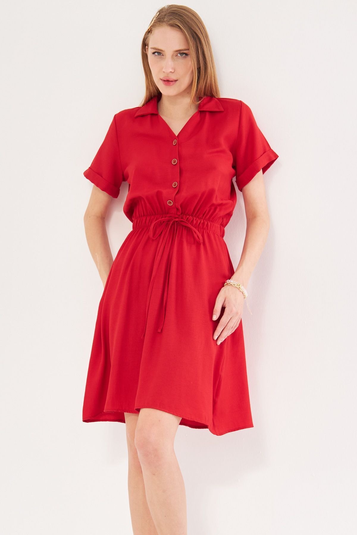 Woman Red Waist Tire Short Sleeve Shirt Dress ARM-23Y001035