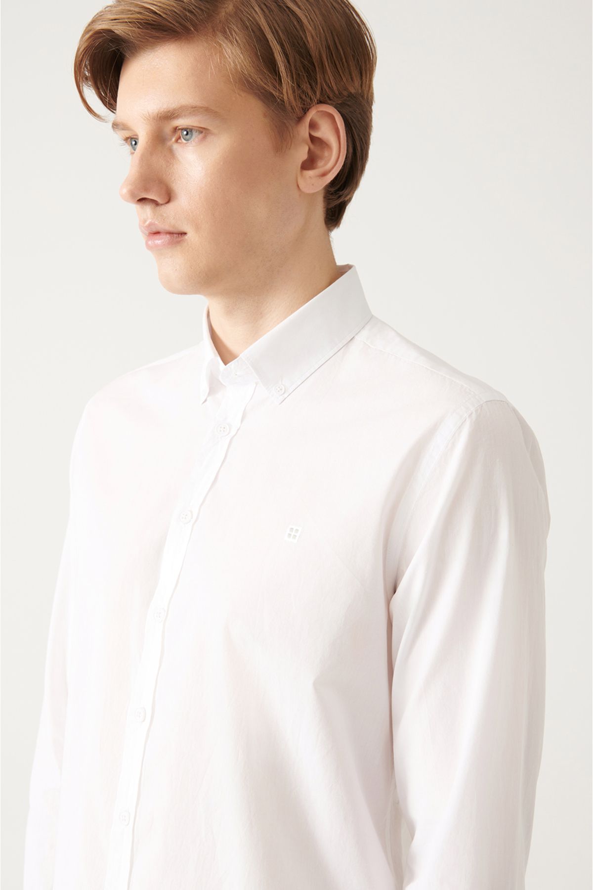 Men's white button collar basic 100 %cotton shirt B002030