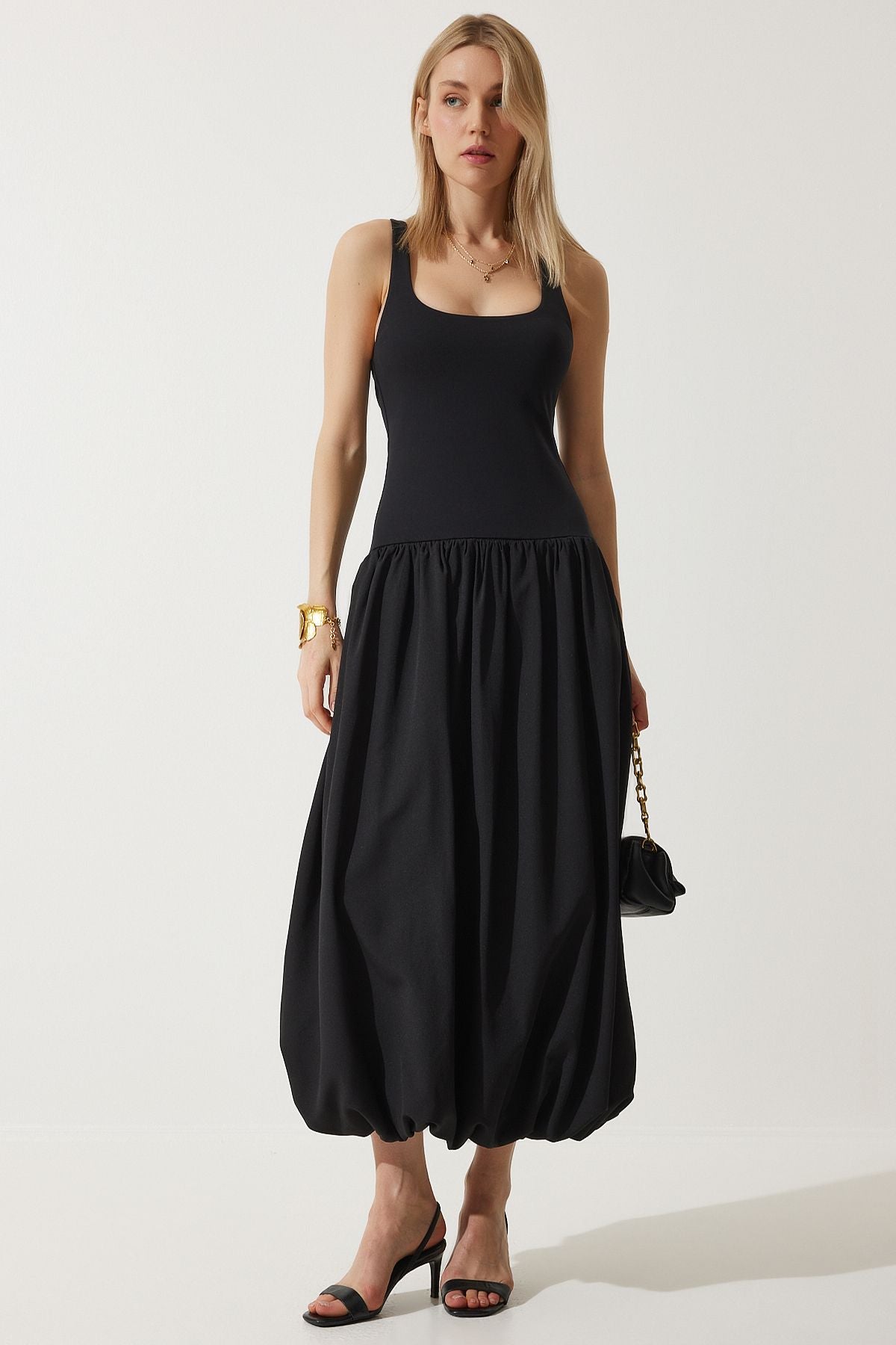 Female Black Balloon Midi Dress UB00276