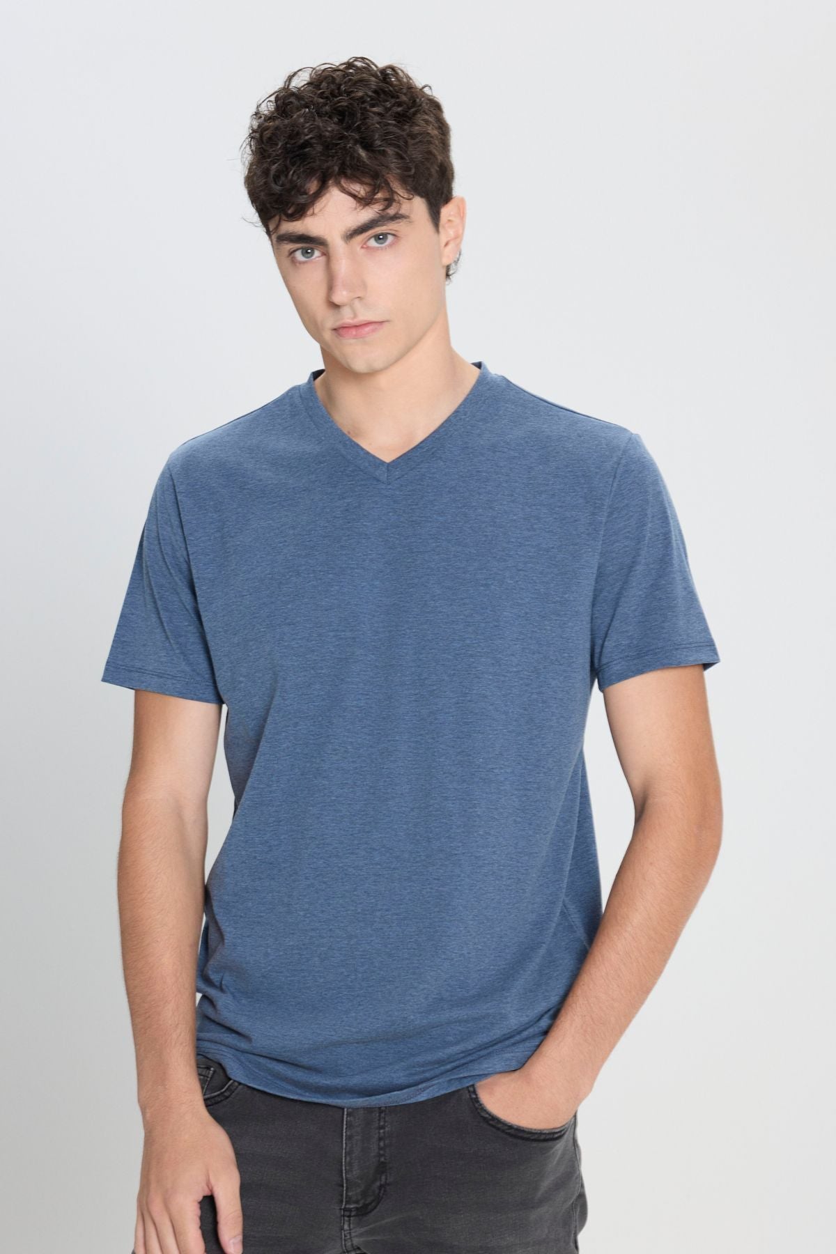 Men's cotton V -neck Indigo Melanj Slim fit narrow cut T -shirt