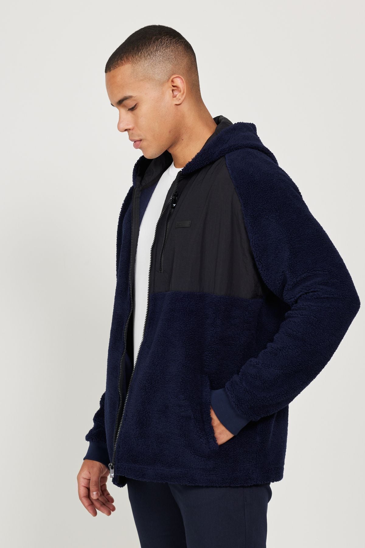 Men's navy blue overwhel