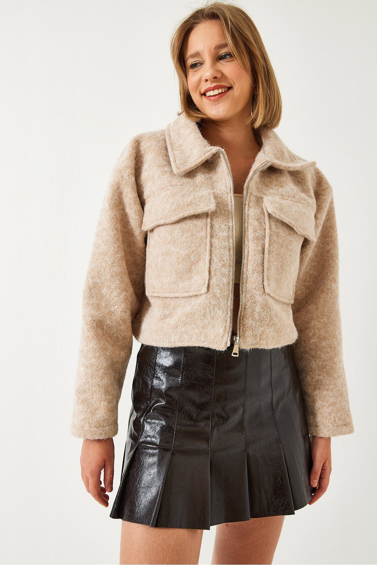 Female Double Pocket Crop Stamp Jacket 2638 602611101