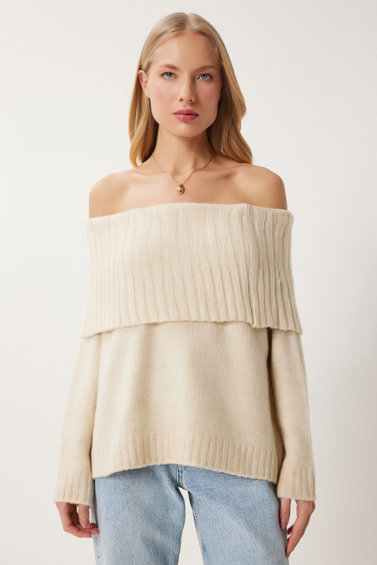 Women's cream Madonna collar knitwear sweater MT00156