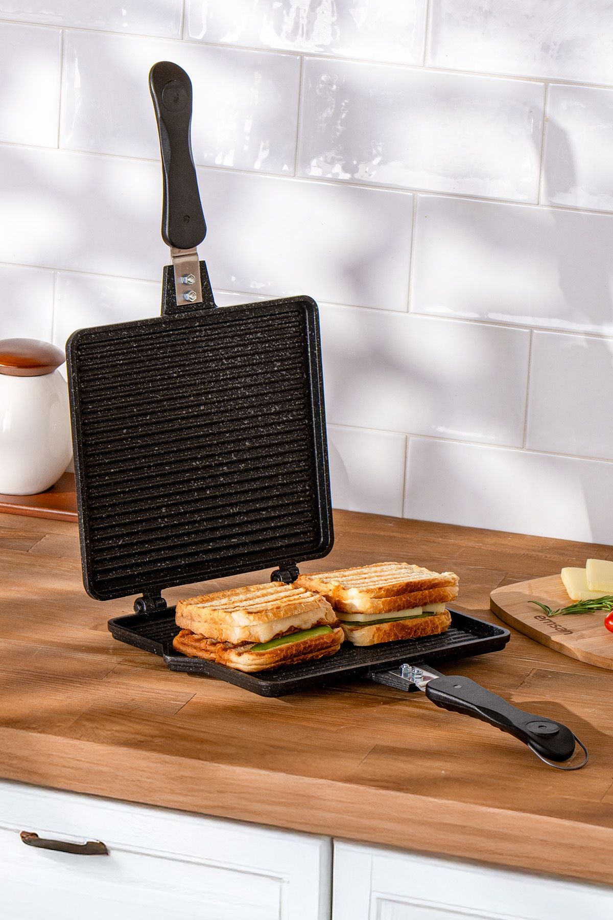 New toast Grill