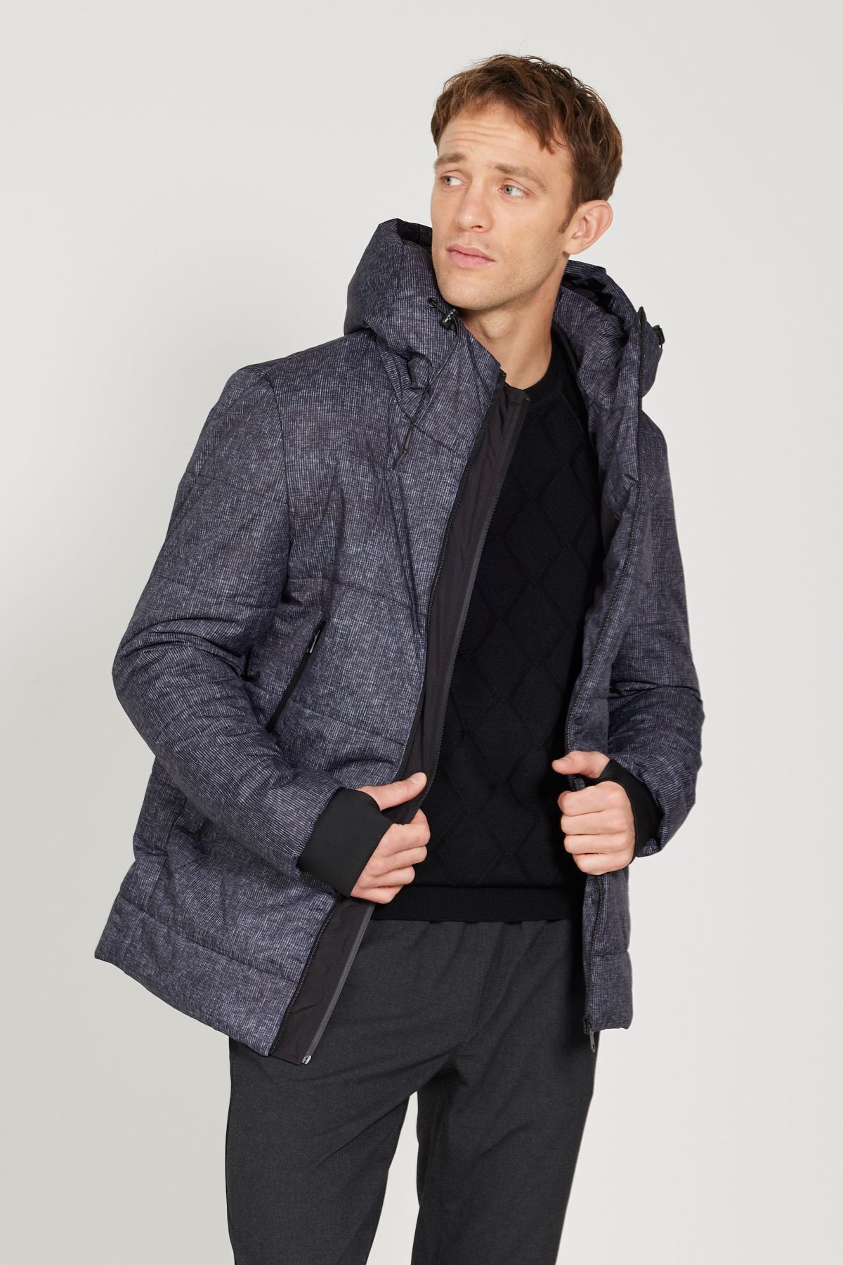 Men's anthracite standard fit normal cutting hooded patterned coat