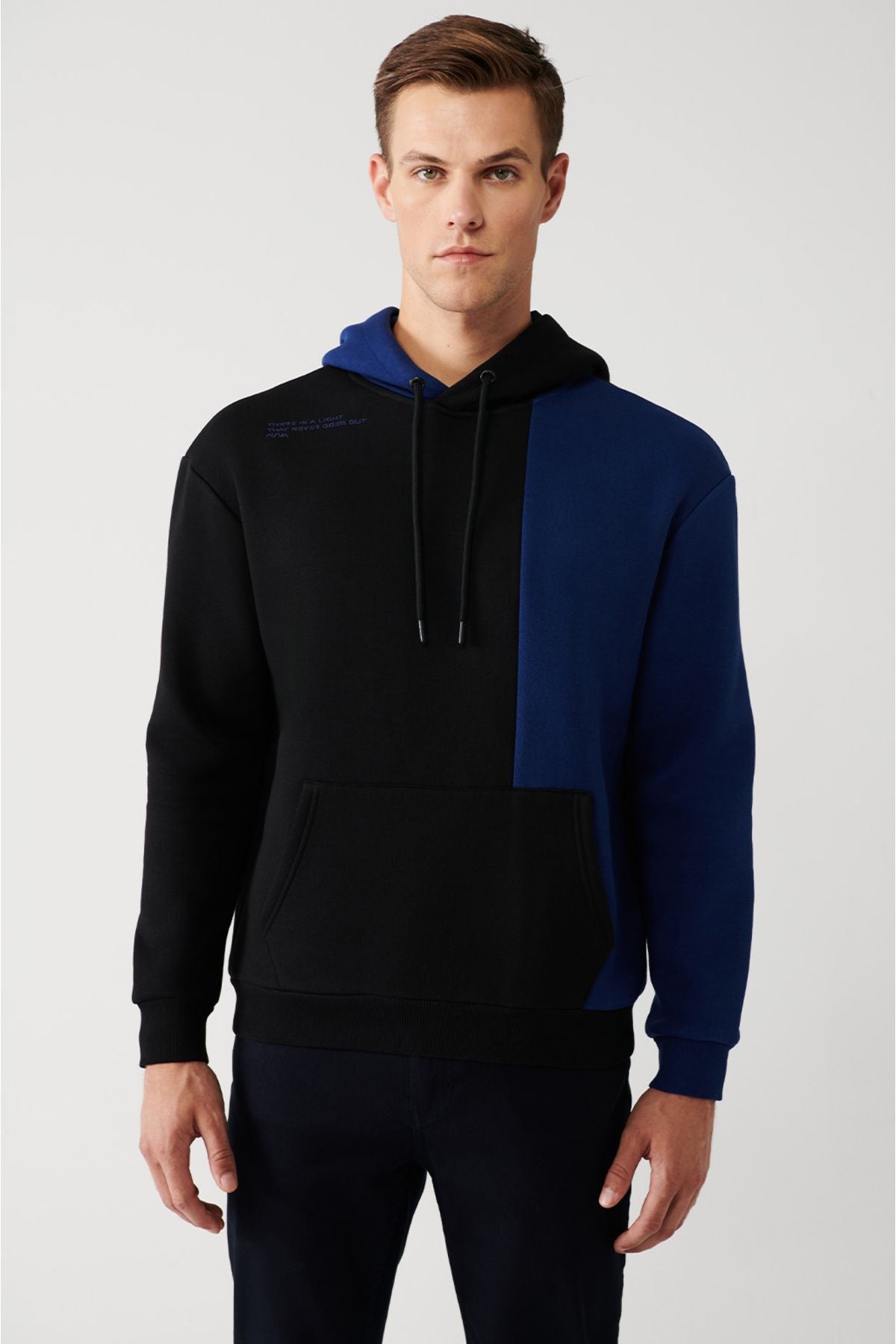 Men's black hooded gangbru