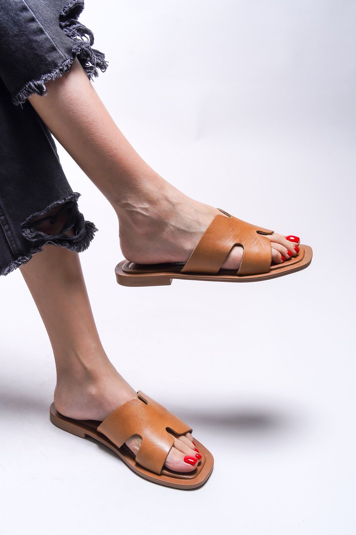 SELTHERİS WOMEN'S GENERAL LEATHER Slippers 00120500 Taba