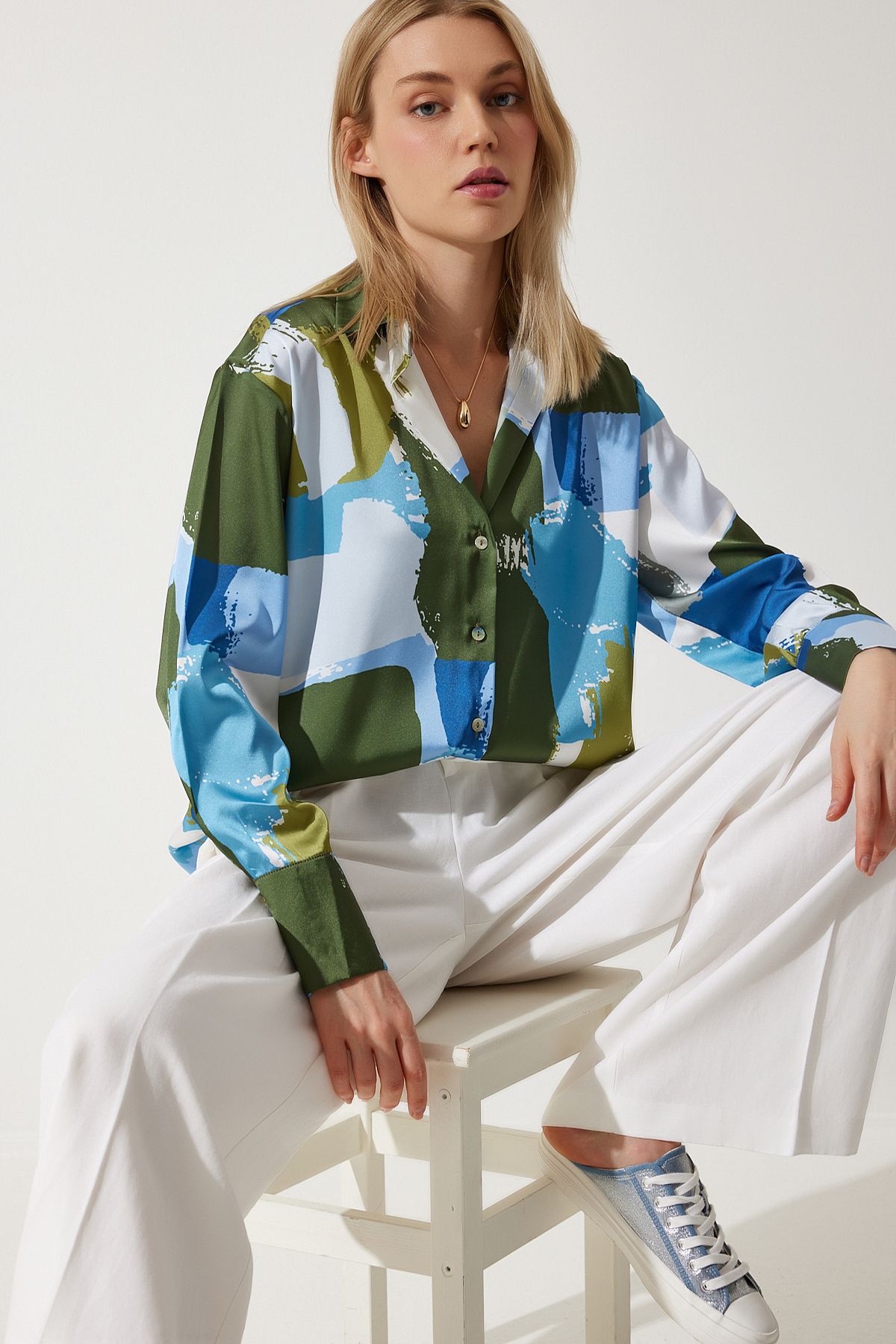 Woman Blue Green Patterned Satin Shirt SV00012