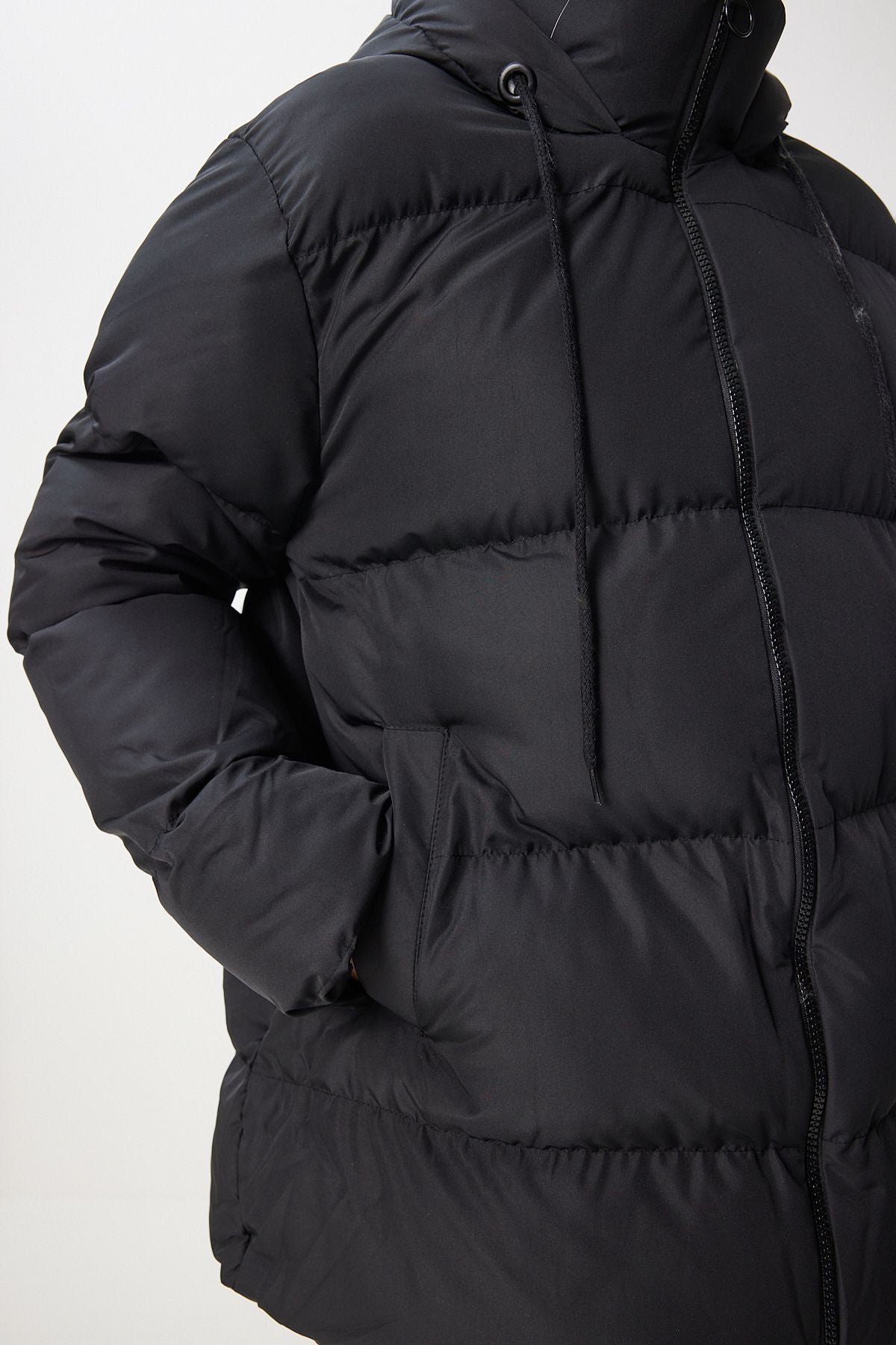Female black hooded oversiz swelling coat rv00068