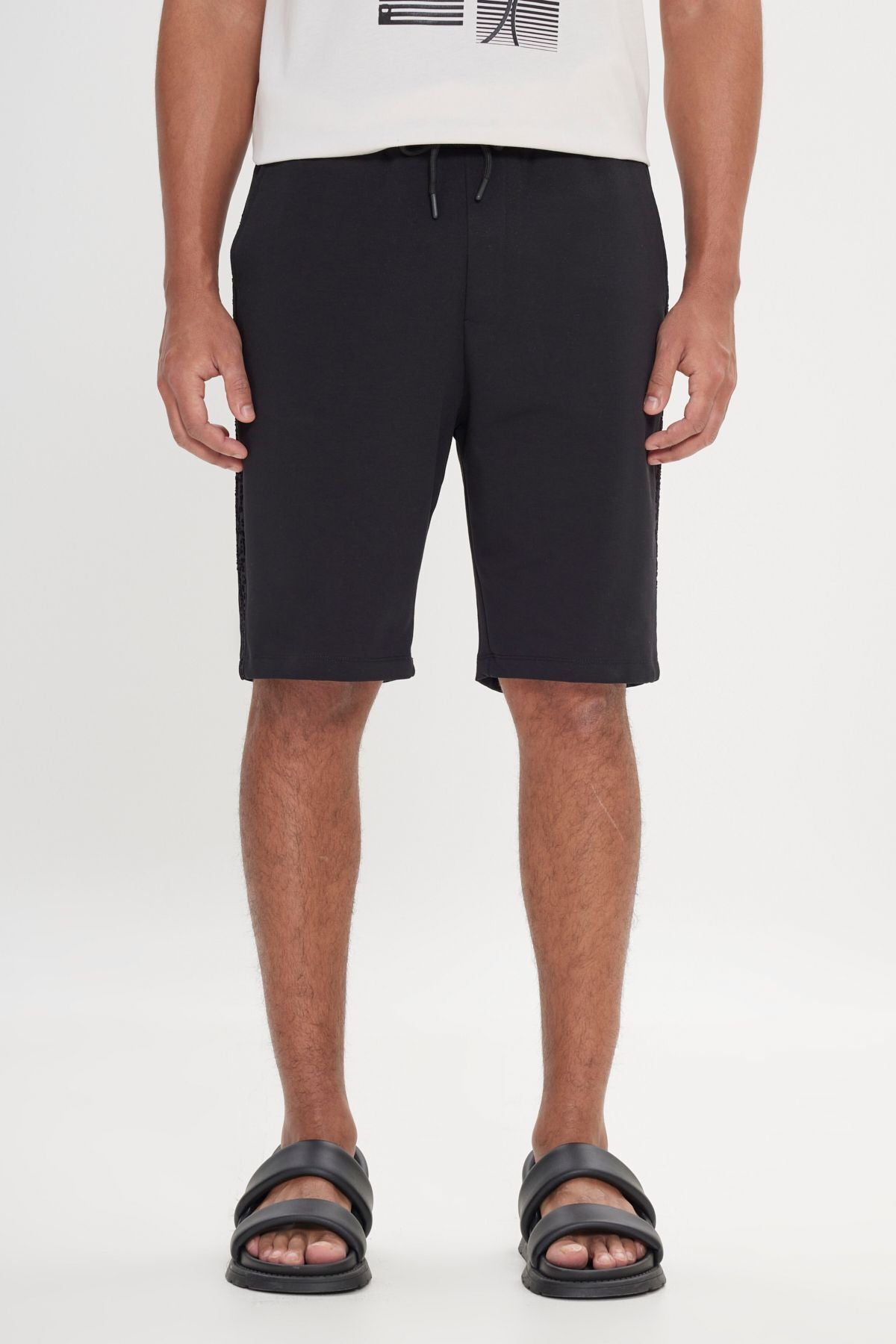 Men's Black Standard Fit Normal Cut Casual Knitting Shorts