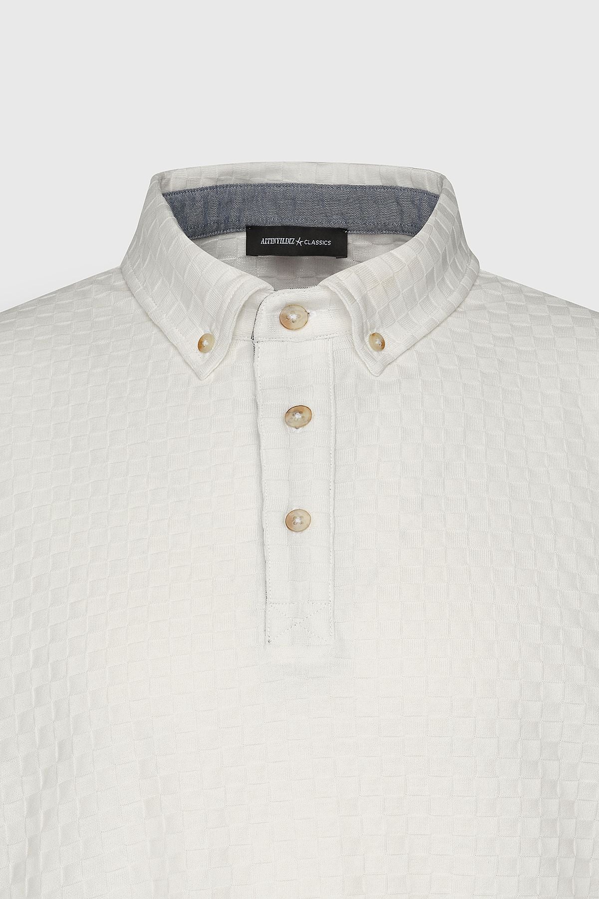 Men's white regular fit comfortable cut 100 %cotton jacquard polo collar t -shirt