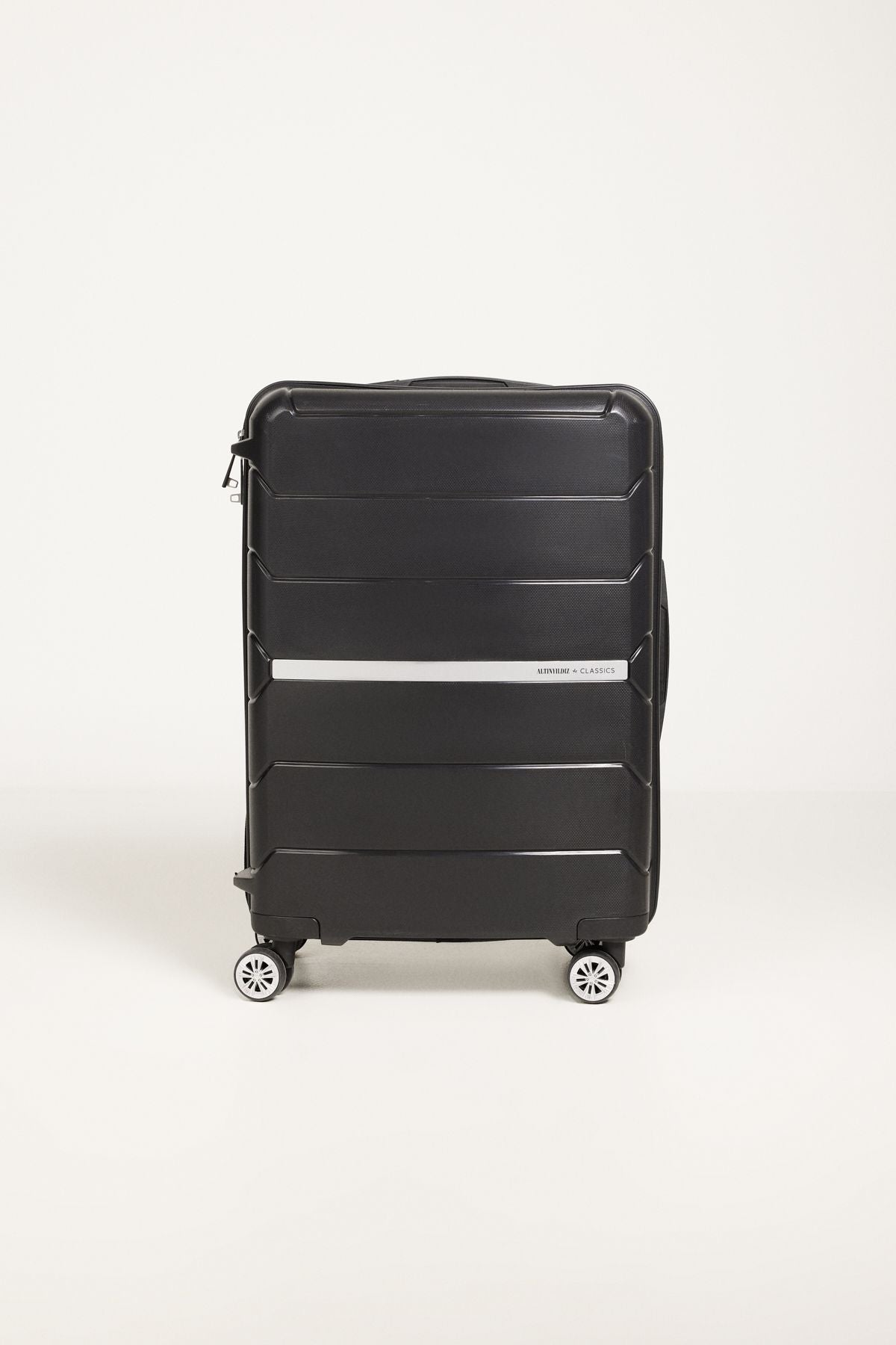 Men's black medium size suitcase