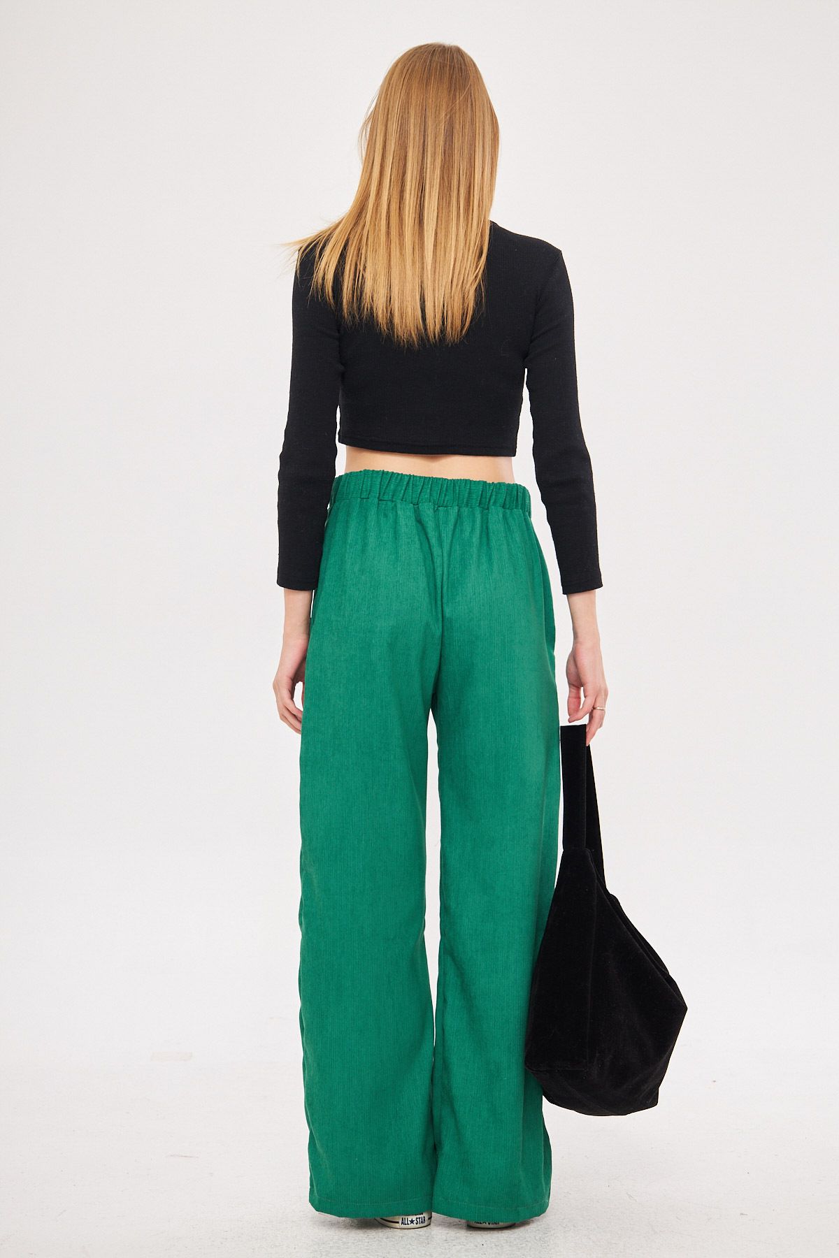 Woman Green Fine Wick Velvet Palazzo Pants Arm-25k001009