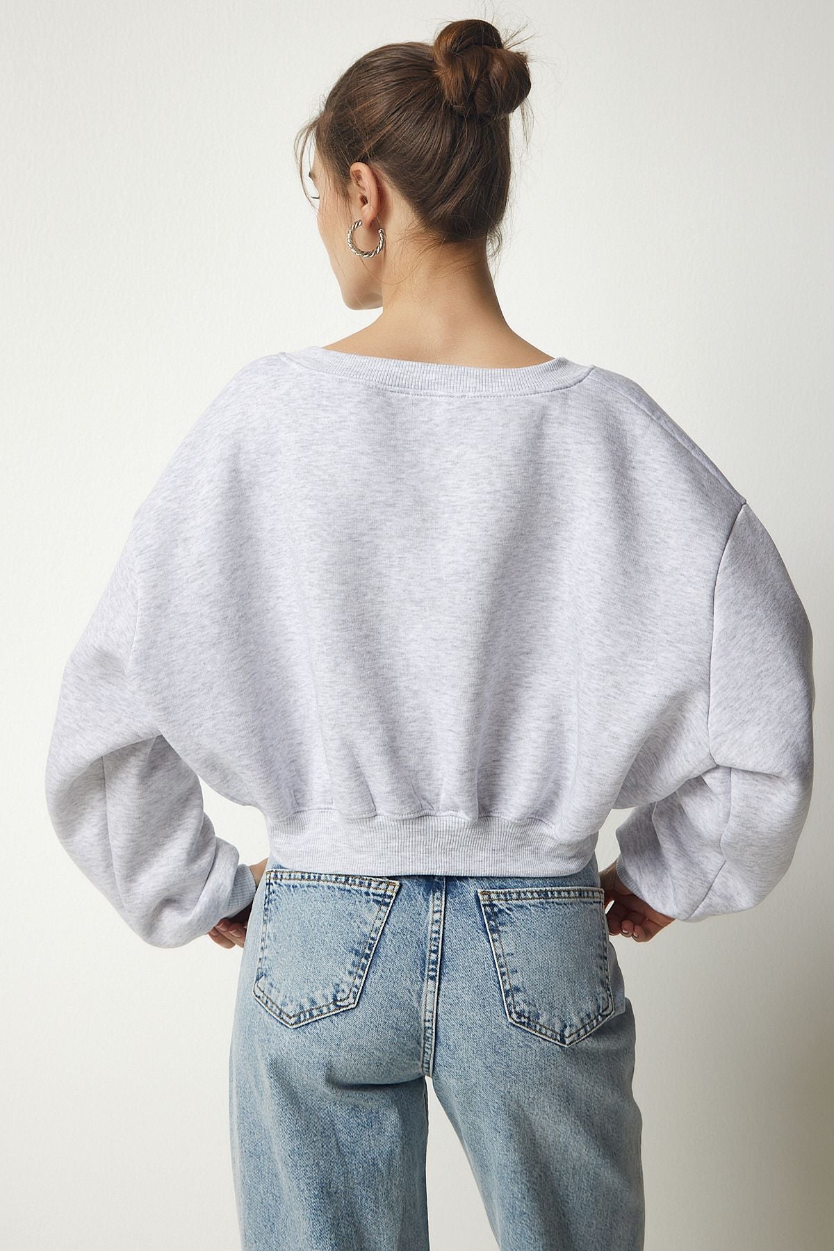 Woman Gray Melanj V Yaka Oversize Crop Knitting Sweatshirt Mc00239