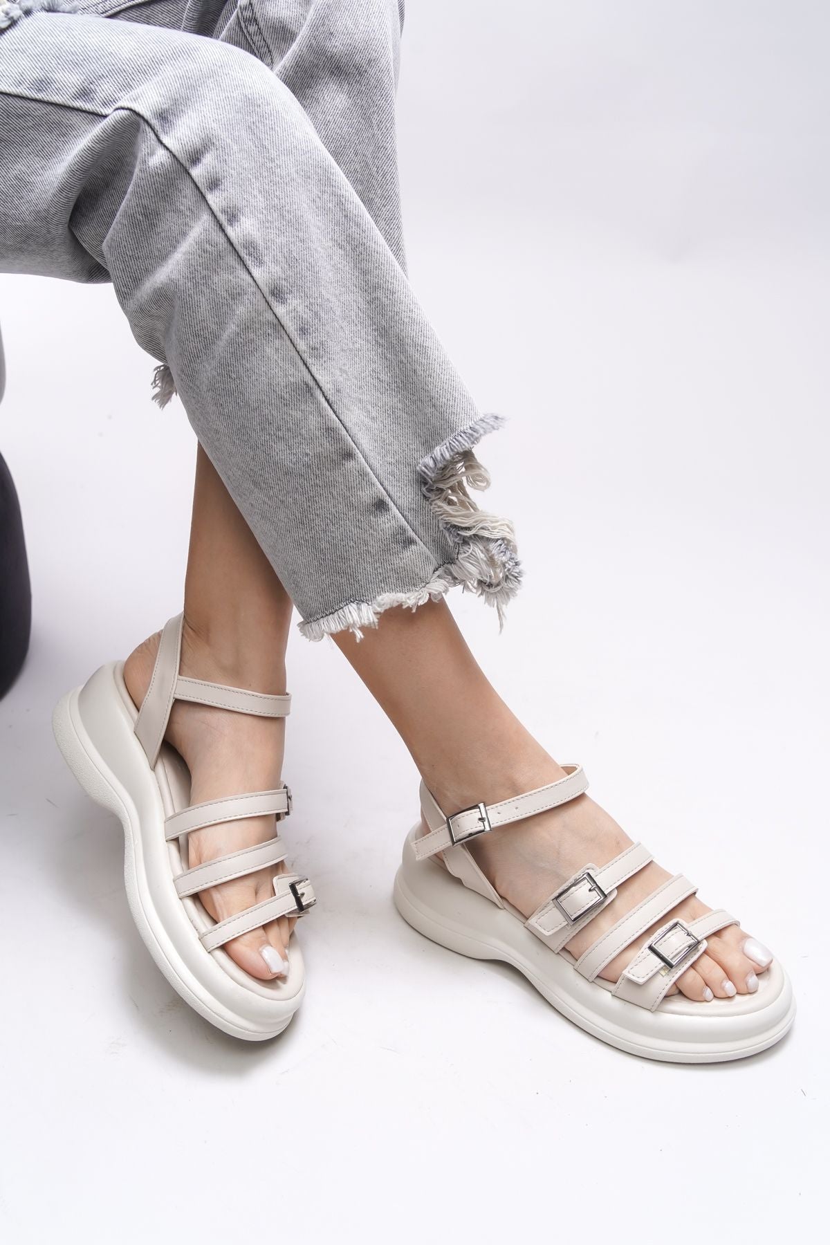 Oselnath woman sandals 00121025 beige
