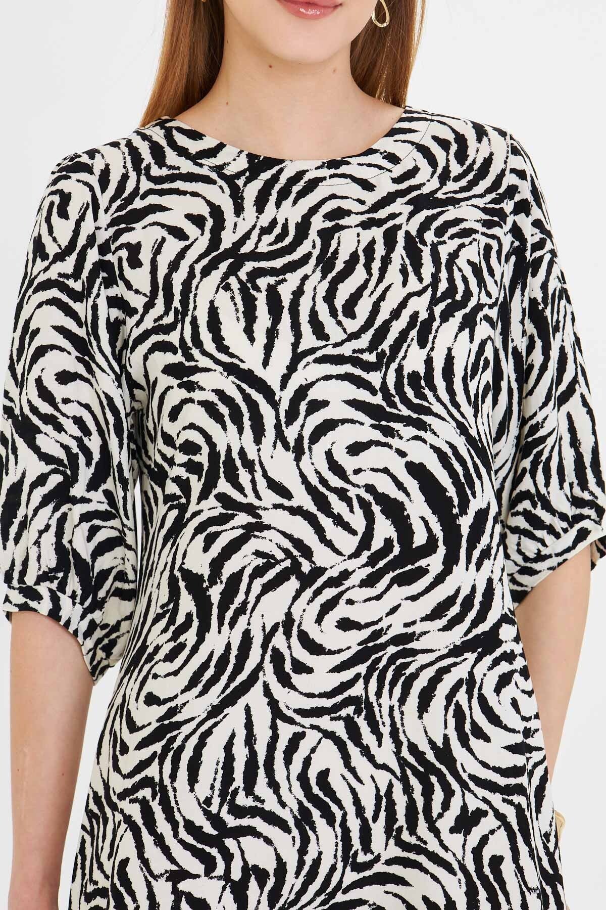 WOMEN WHITE ZERO BROKEN Quarter Sleeve Skirt Volan Dress ARM-25Y001007