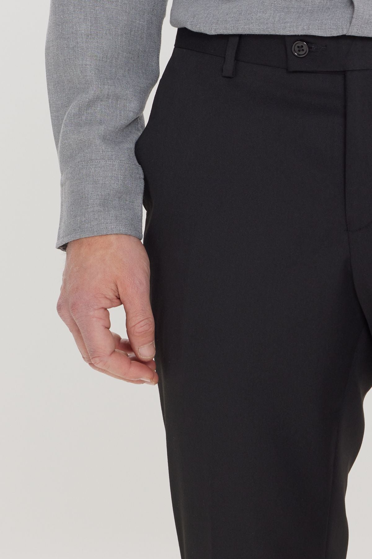 Men's black slim fit narrow cut flexible classic pants
