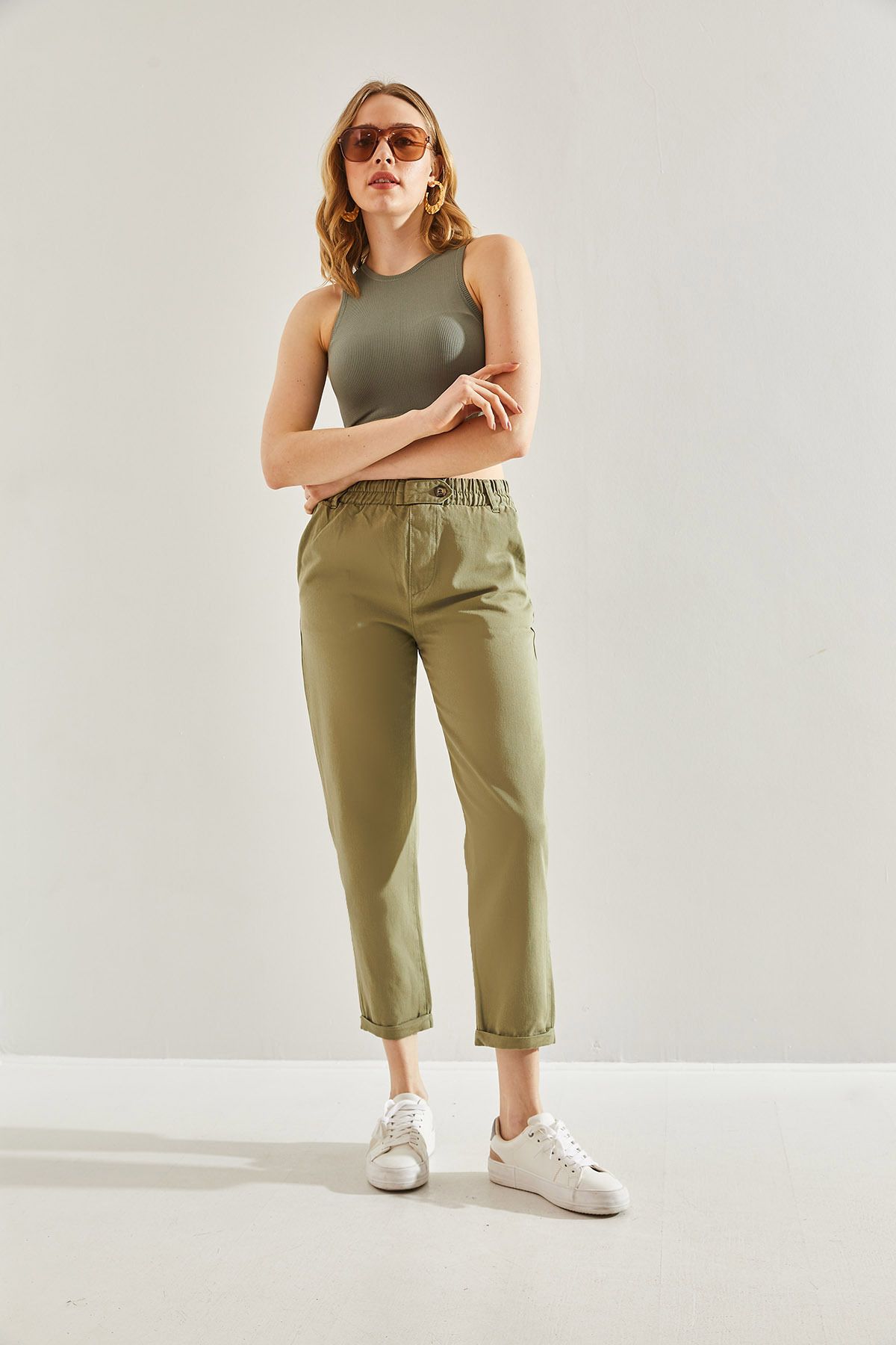 Women's waist rubber piece detailed gabardin pants 60221014