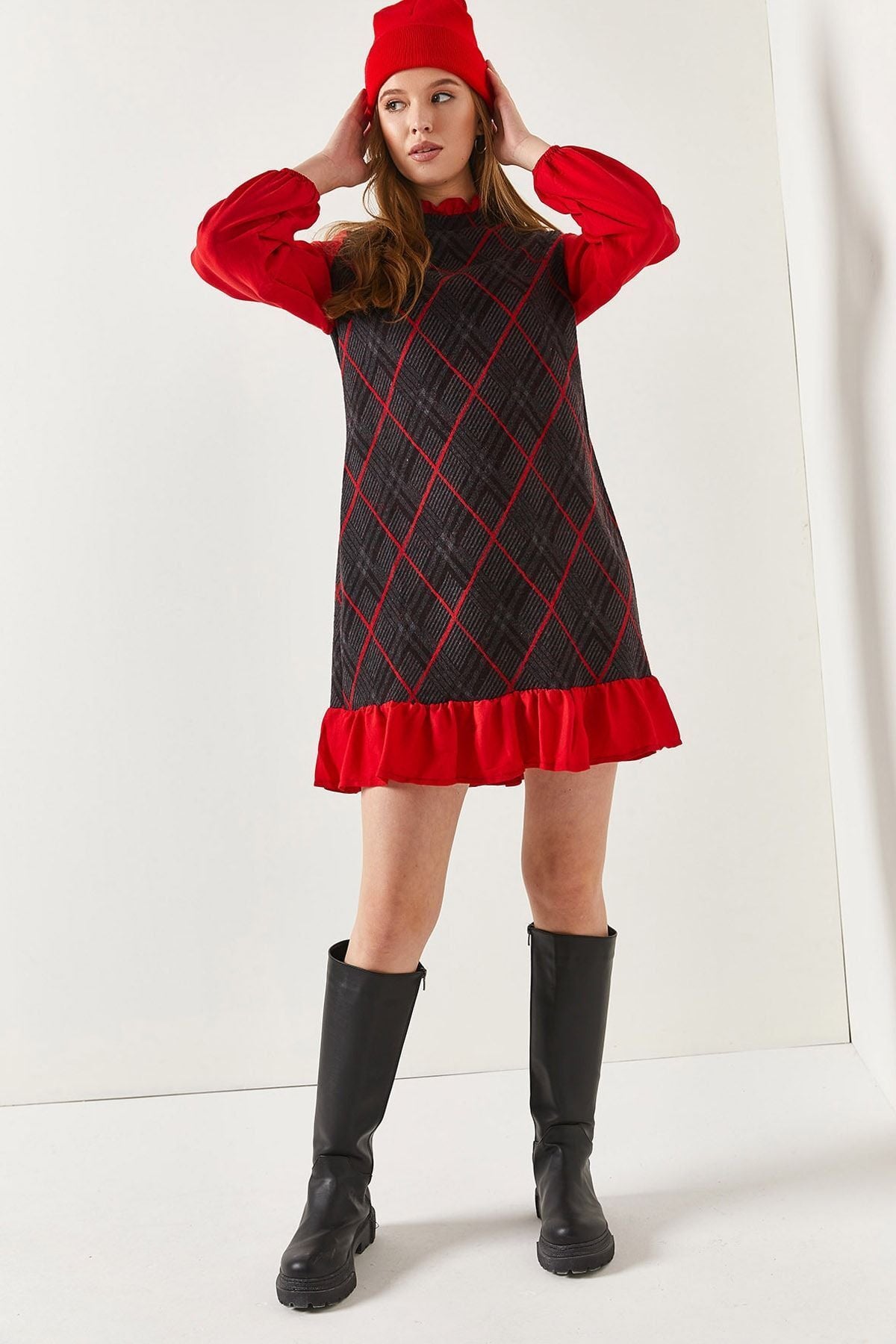 Woman Red Side and Six Ruffle Patterned Dress ARM-21K001041