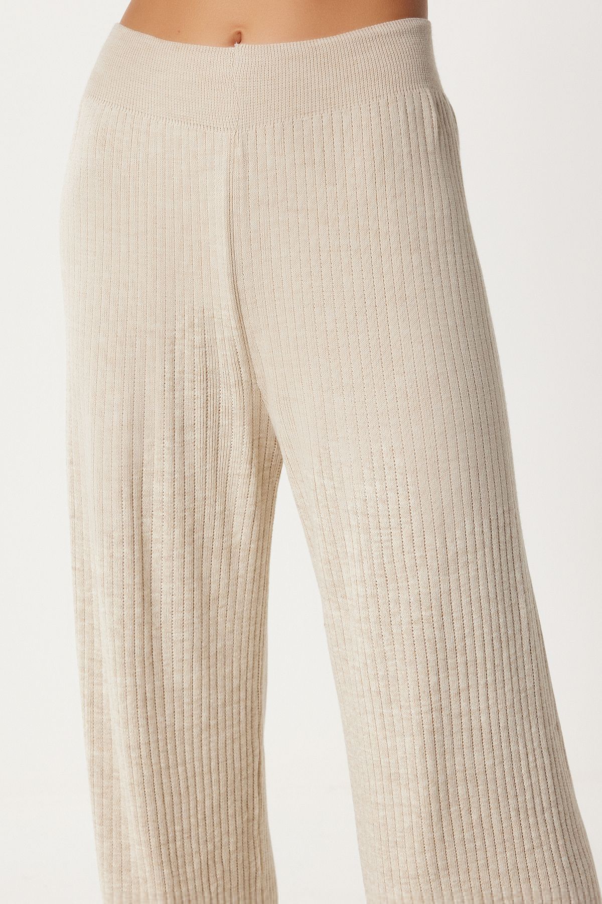 Female Beige Conscious Triko Pants Ki00096