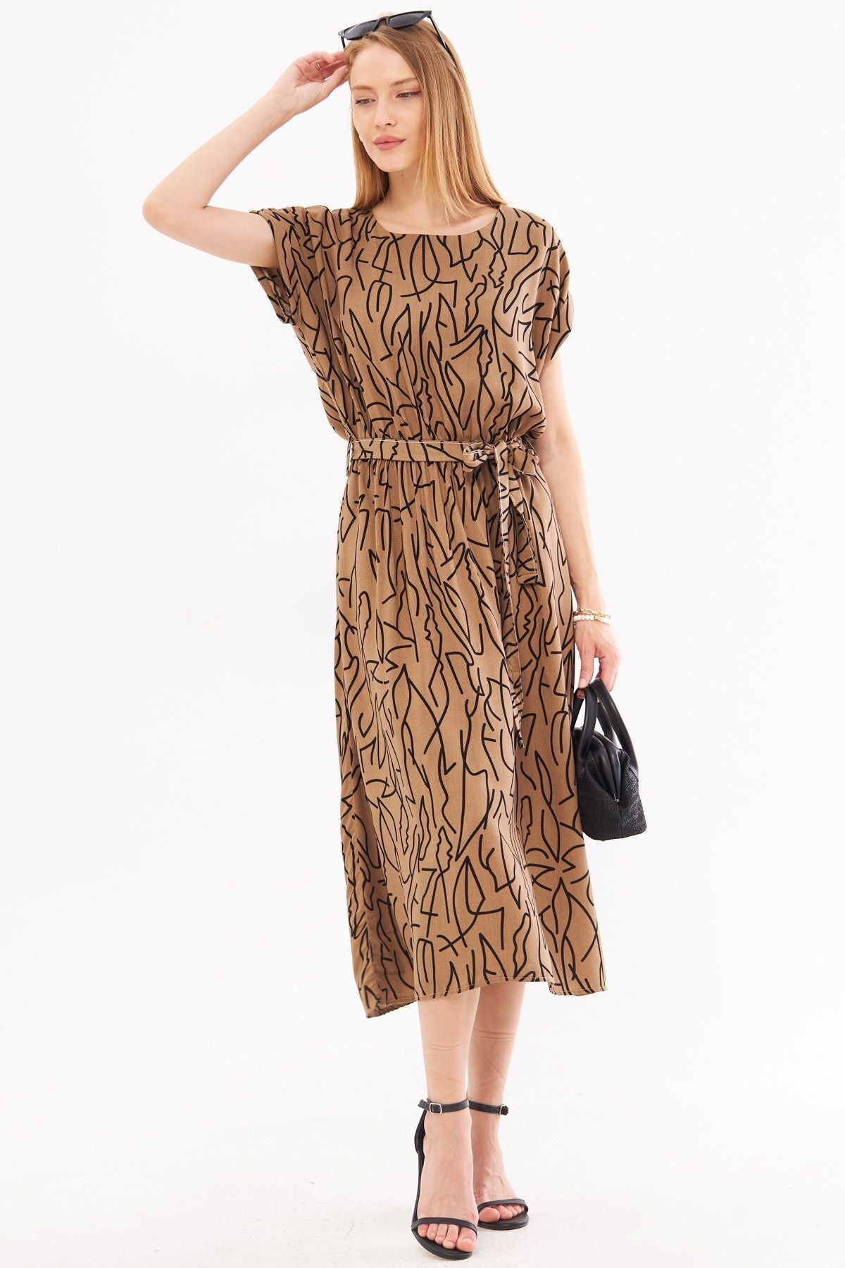 Female mink waist-tire-tied patterned dress ARM-221044