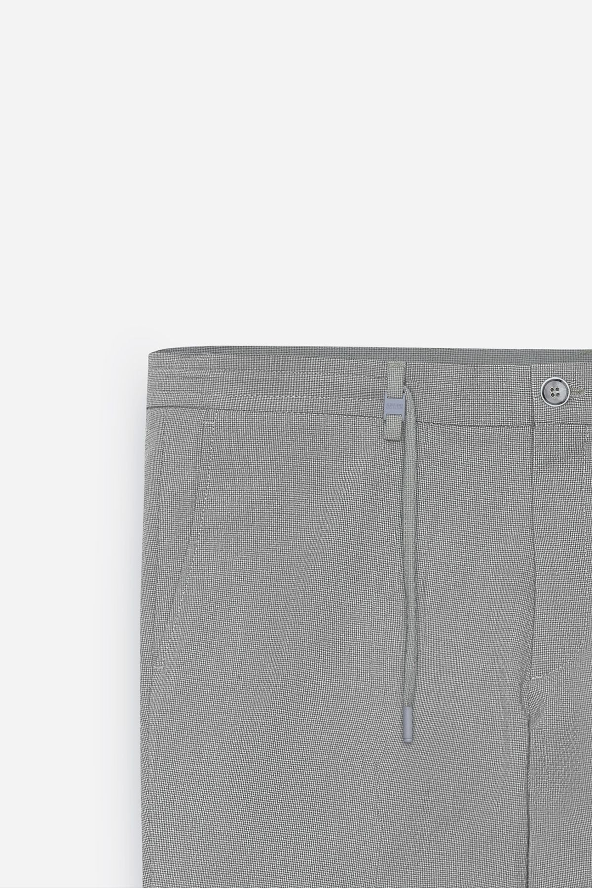 Men's gray slim fit narrow cut waist -tied wafer waist -patterned side pocket shorts