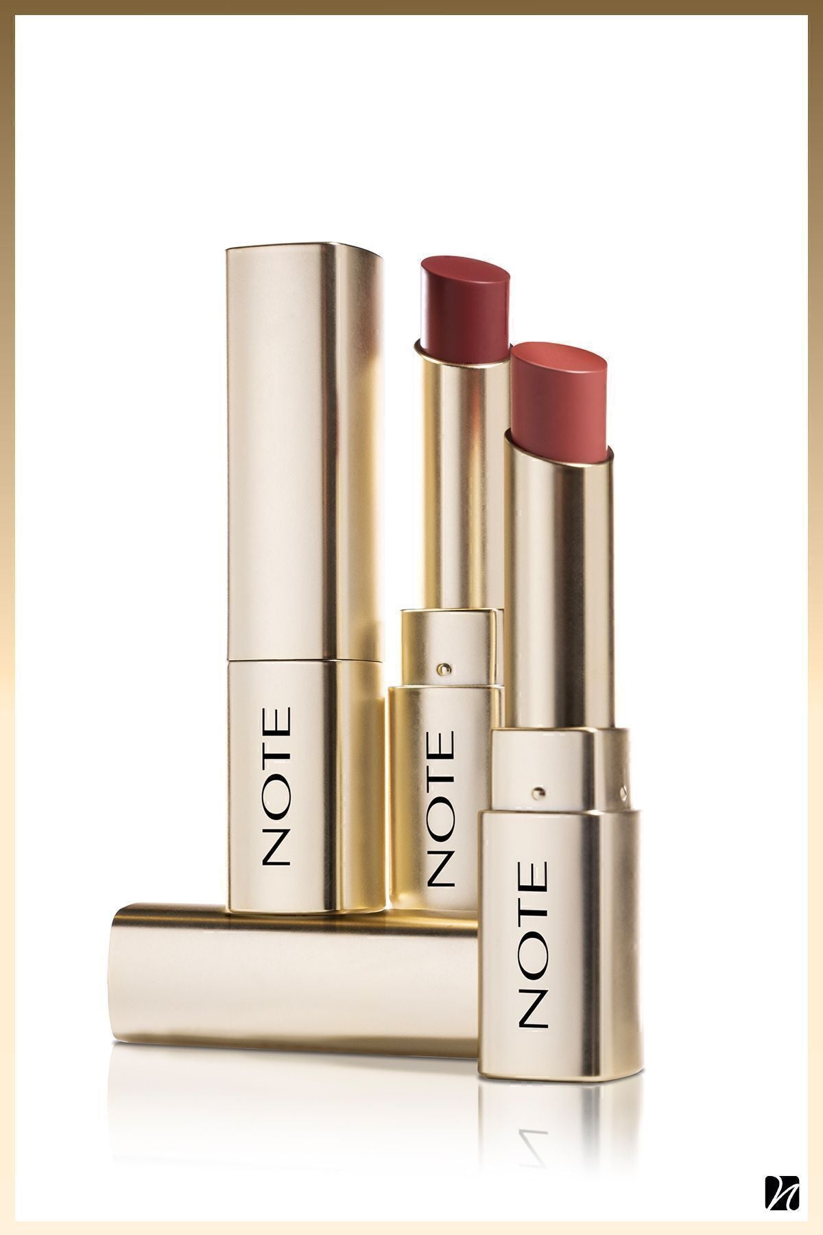 Iconic Sheer Lipstick Moisturizer Bright Lipstick 201 Darling - Nude