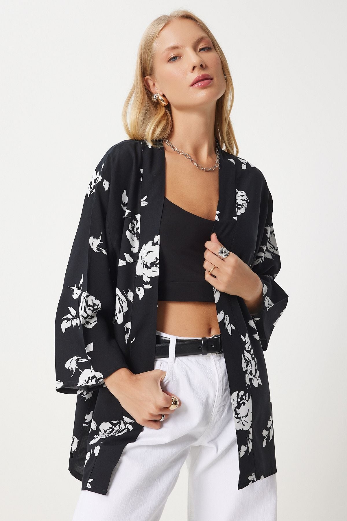 Female Black Patterned Viscose Kimono EN00615