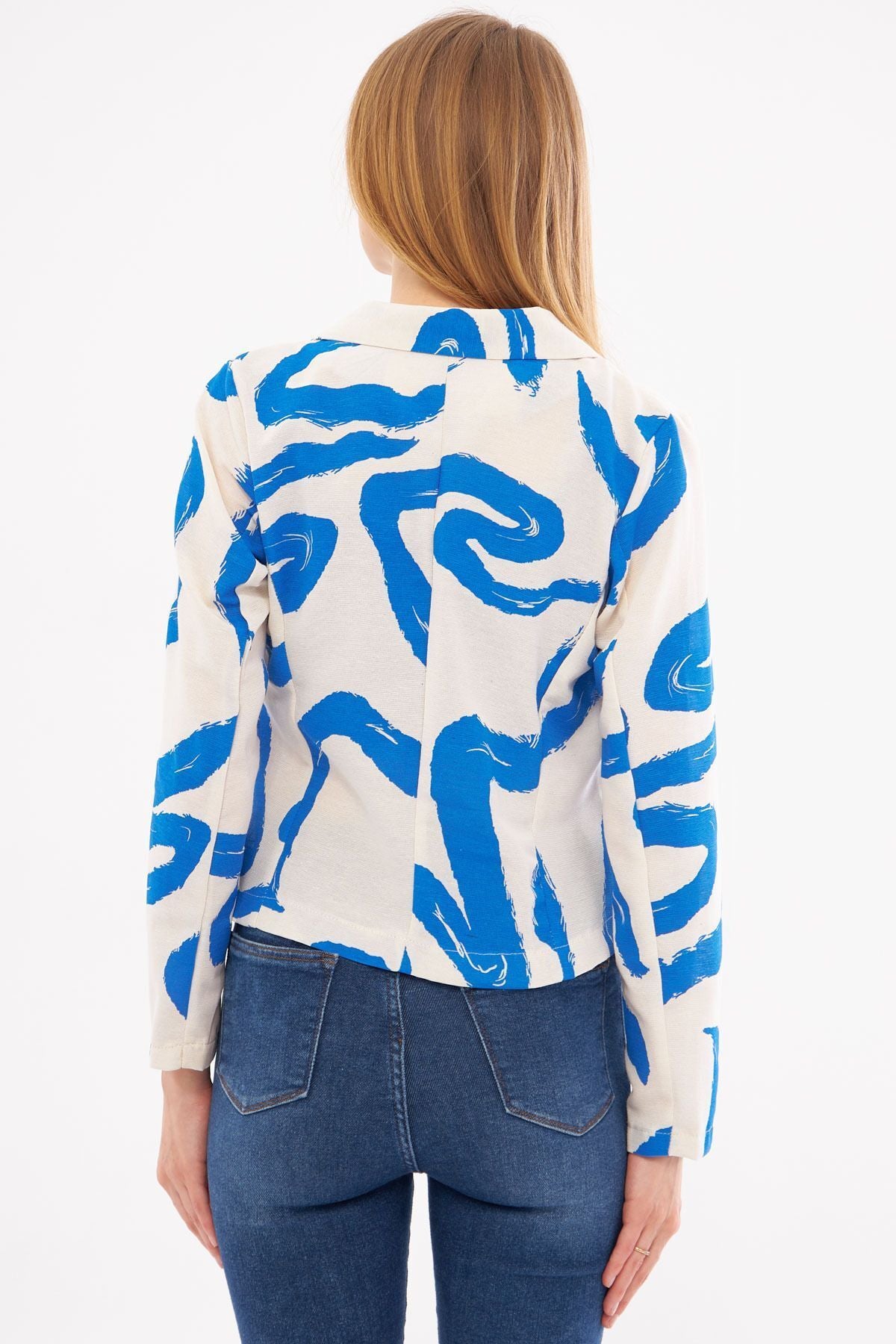 Female Saks Cruve Cruve Patterned Crop Jacket ARM-24Y001058
