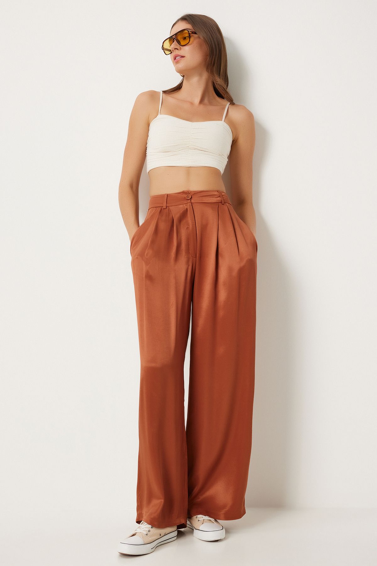 Palazzo pants with women tile satin surface FN03270