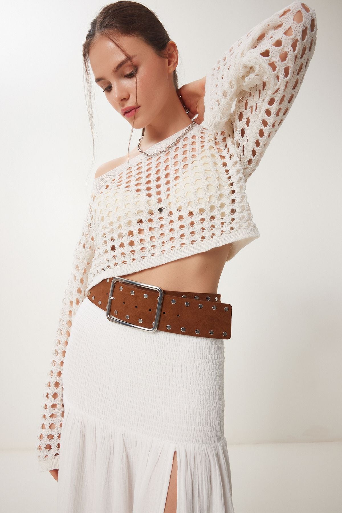 Women's Cream Spanish Arm Outline Crop knitwear blouse MC00295