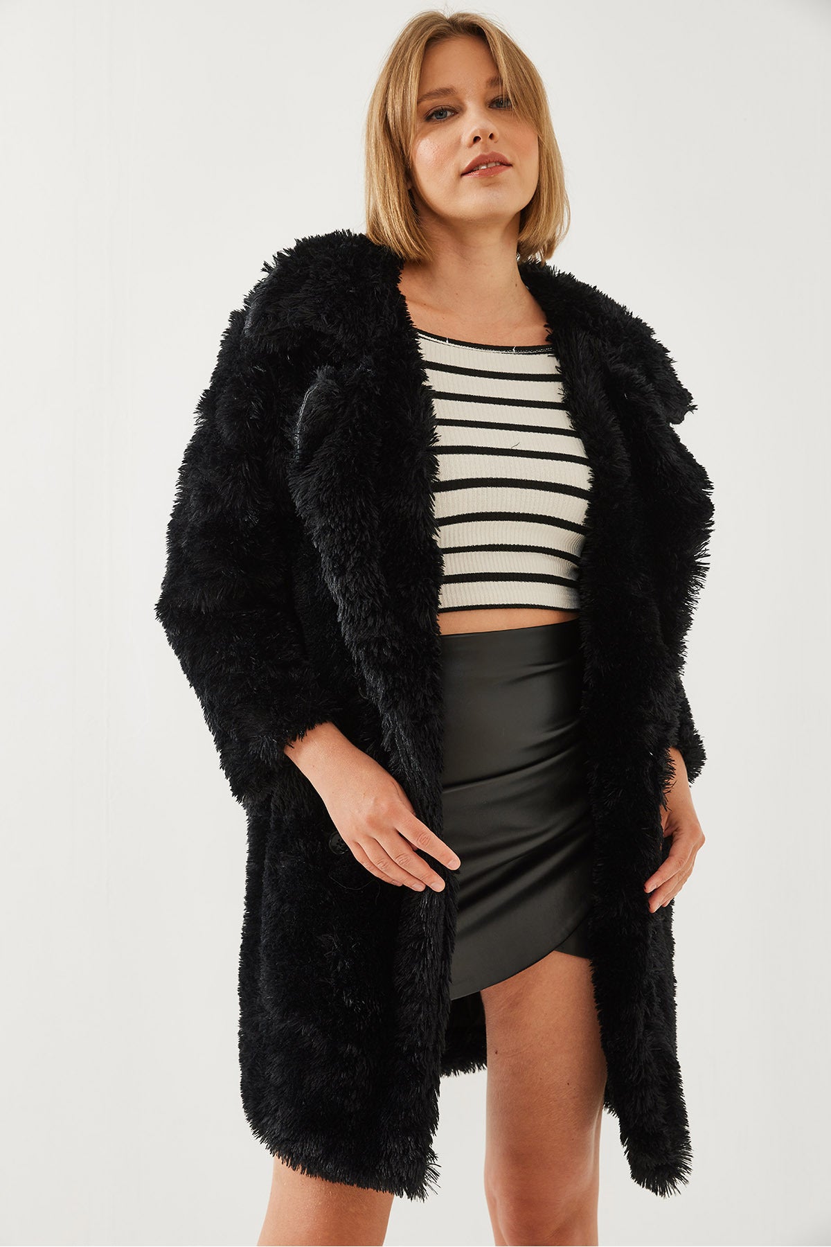 Women's Button Detailed Plush Coat 2480 60351114