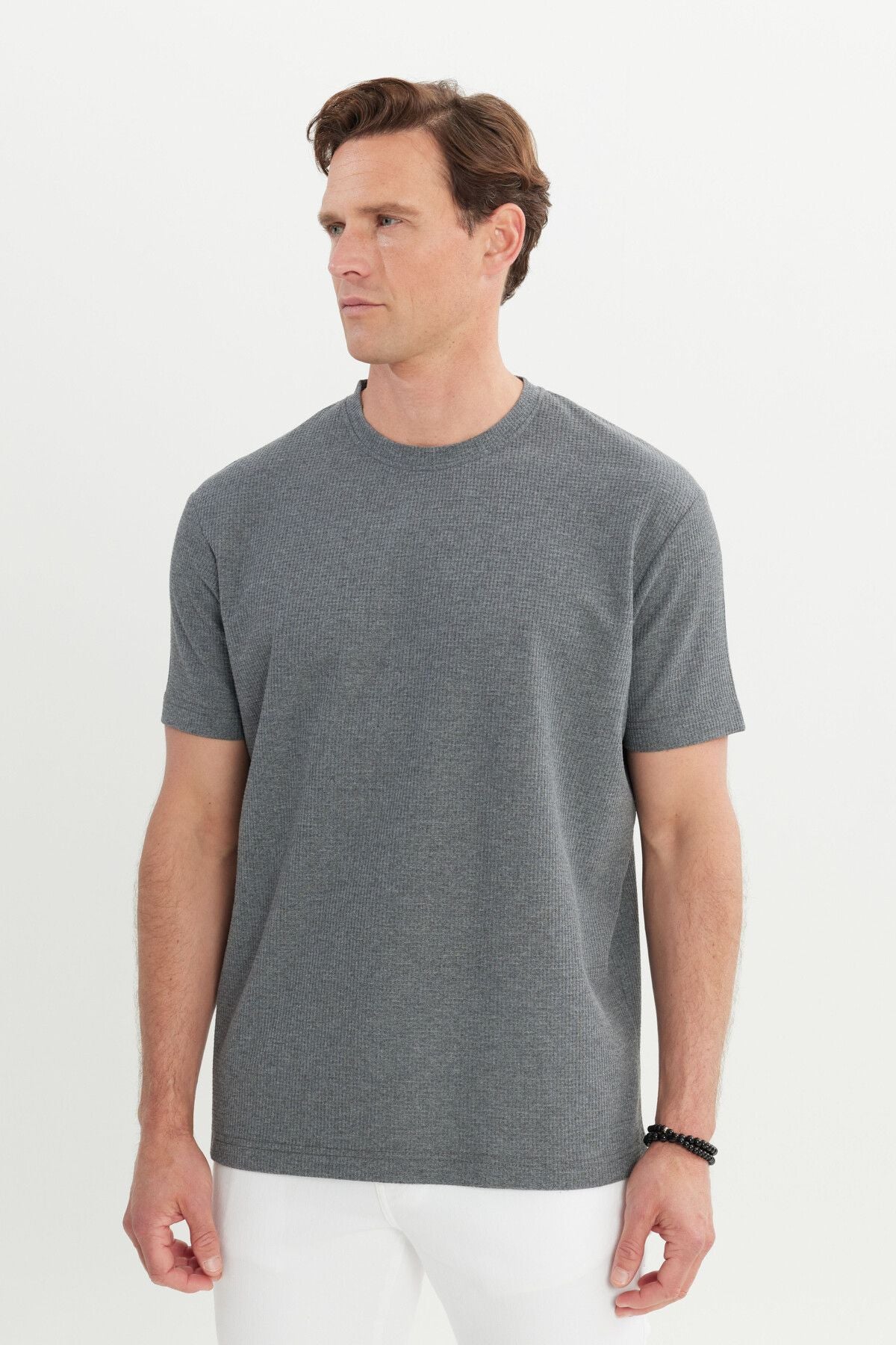 Men's anthracite-melanj cotton modern fit comfortable cut bike collar wafer patterned T-shirt