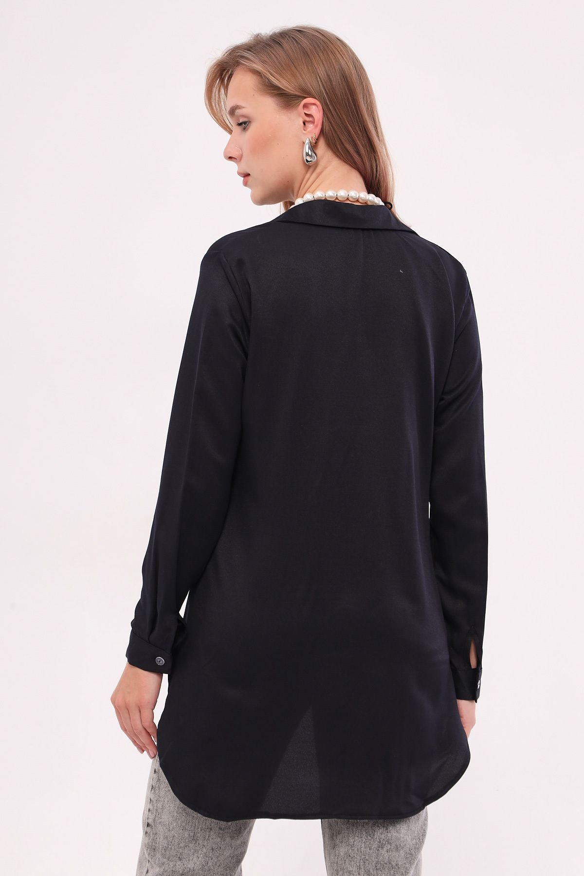 Female Black Tunic Shirt ARM-19Y001003
