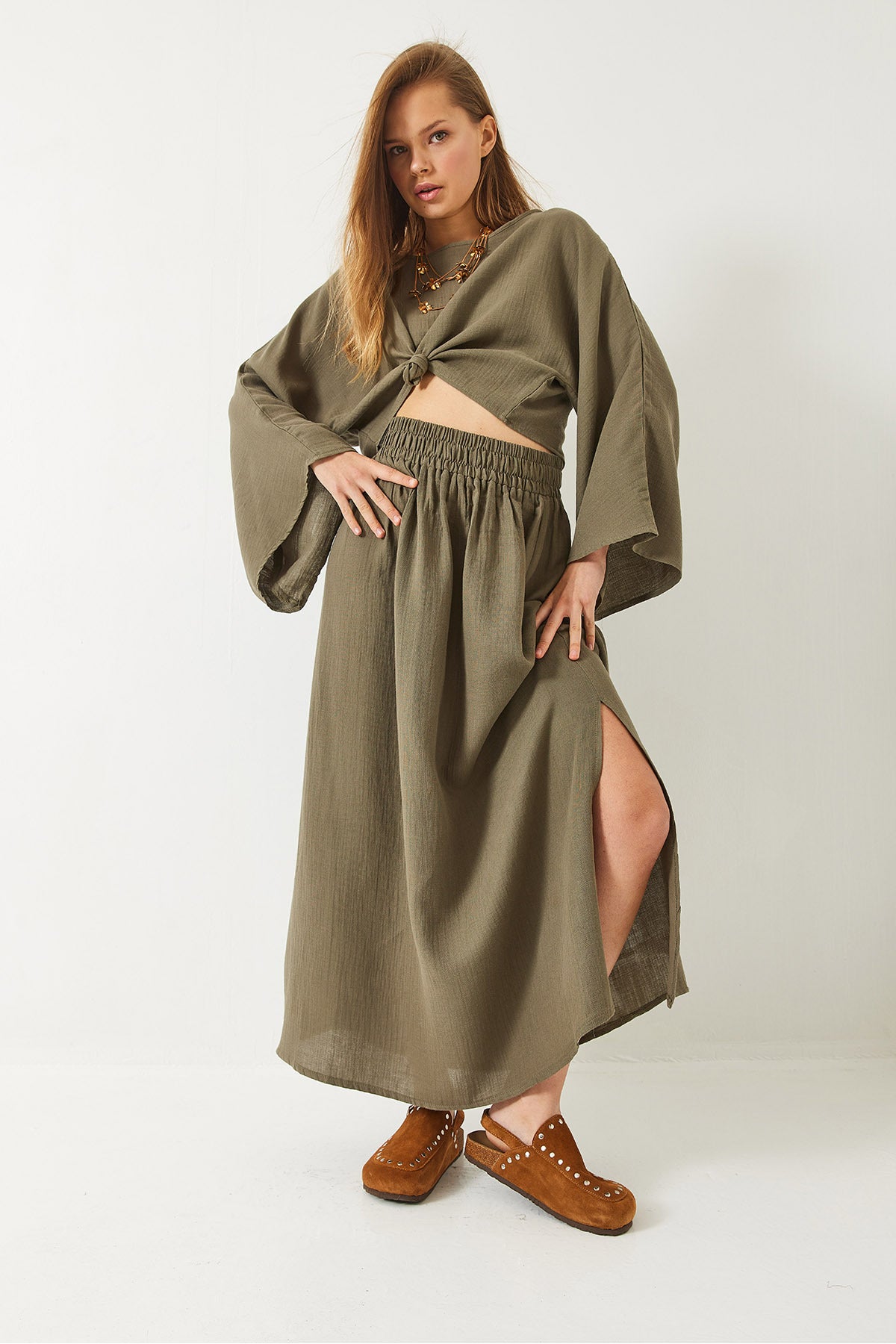 Women's Bat Sleeve Crop, Elastic Waist Slit Detail Skirt Muslin Suit 9280 60281002