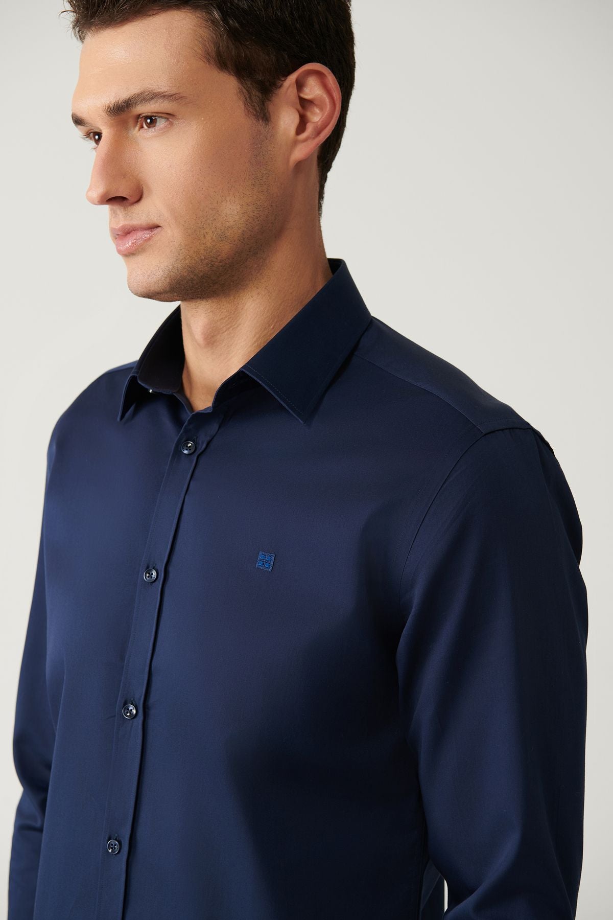 Men's navy blue classic collar 100 %cotton satin shirt B002006