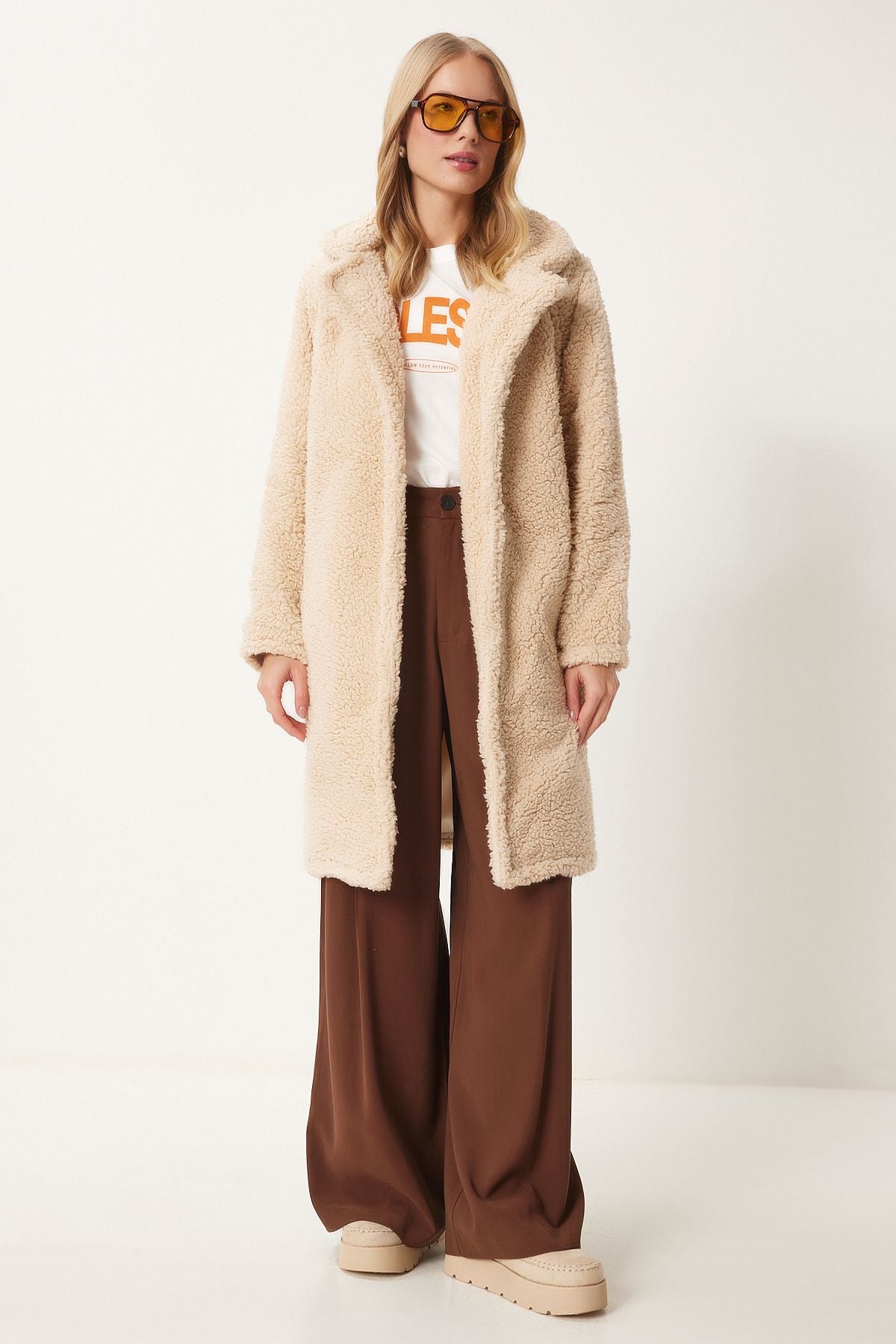 Female Beige Storele Collar Plush Coat ZH00009