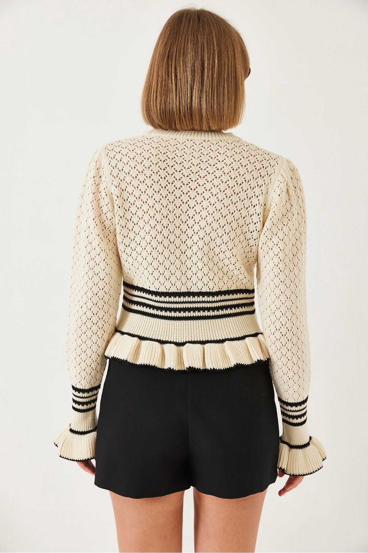 Woman frilly knitwear sweater 20246872