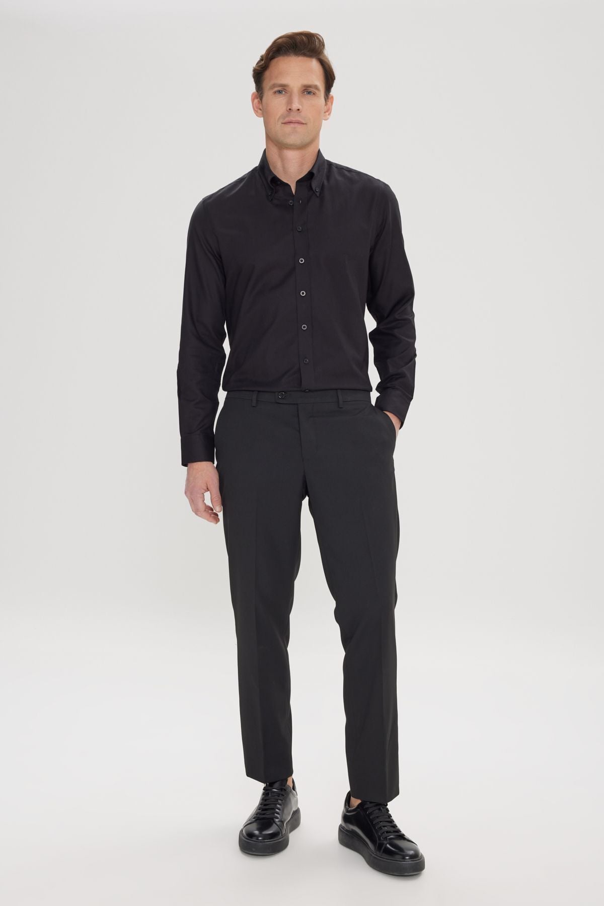 Men's black regular fit comfortable cutting side pocket classic pants