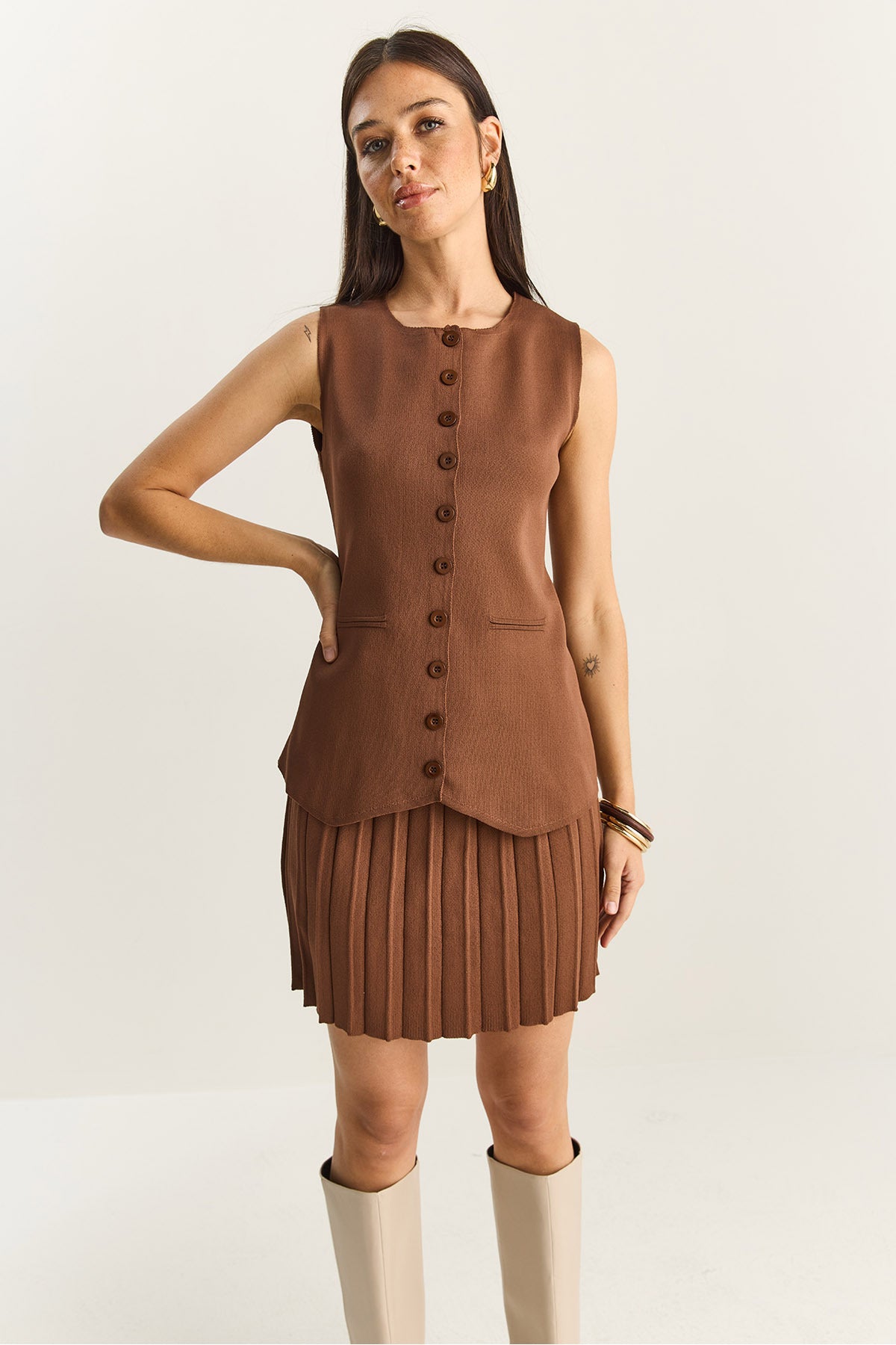 Women's Crew Neck Buttoned Knitwear Vest Pleated Mini Skirt Bottom-Top Suit 280017-18 60283872