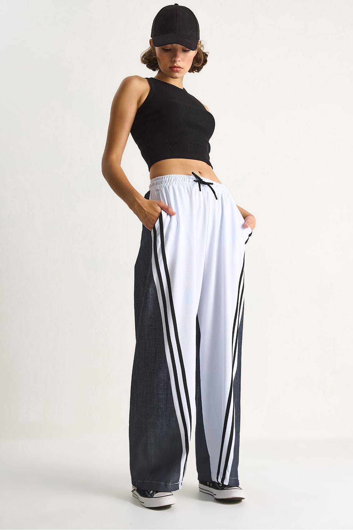 Women's Adjustable Leg High Waist Stripe Detailed Trousers 60284069