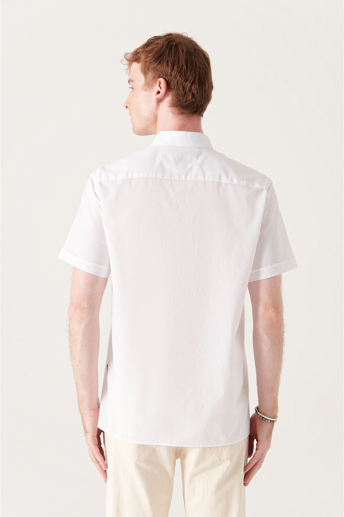 Men's white button collar 100 %cotton Futter Short Sleeve Shirt E002210
