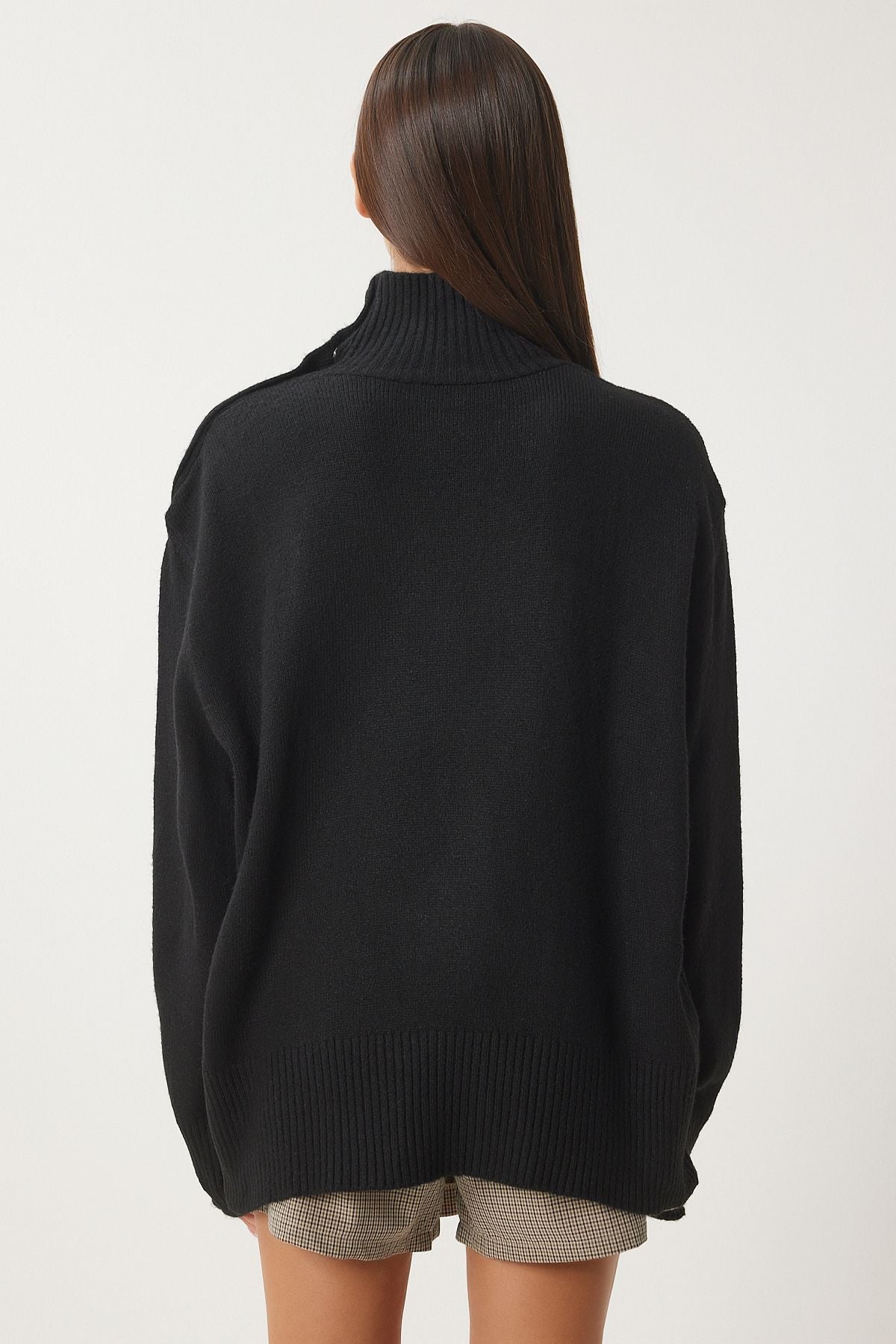 Female Black Fisherman Neck Knitwear Sweater FN03390