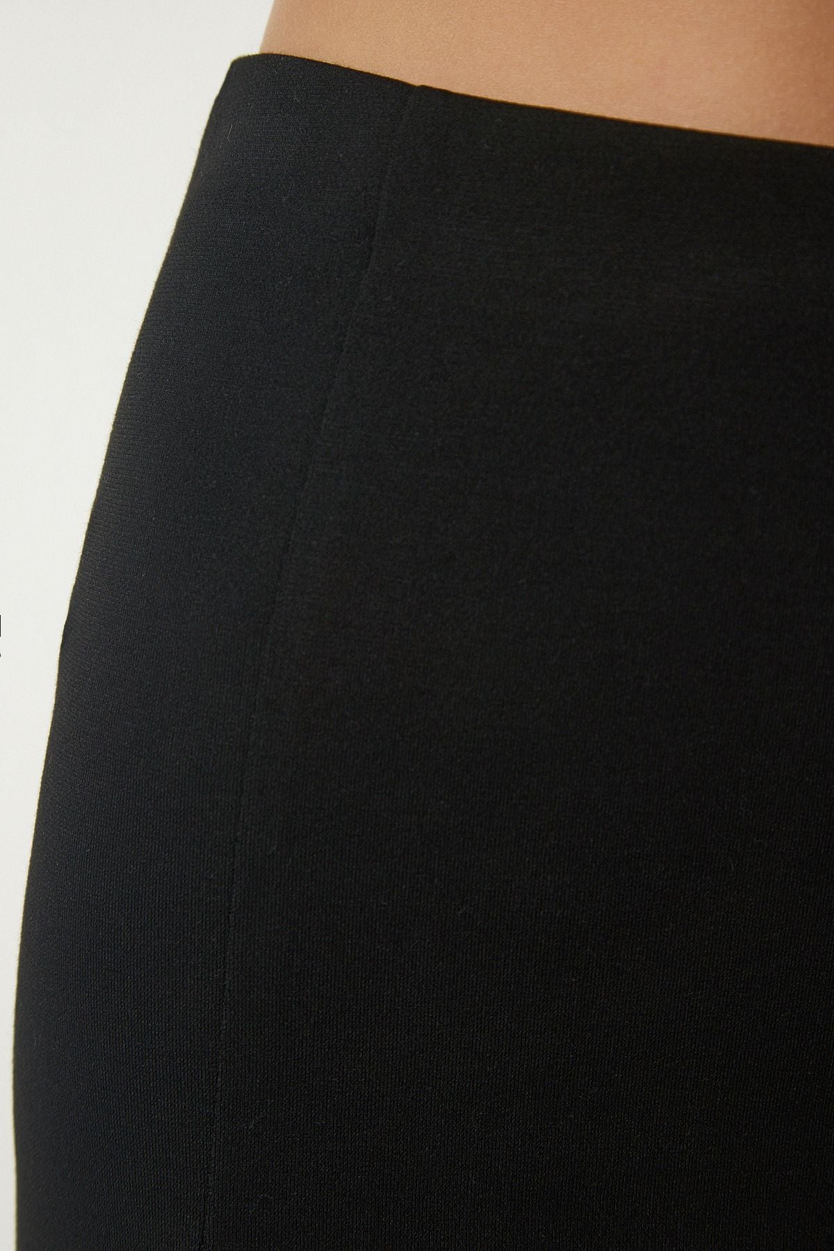 Female Black Double Slit Mini Knitting Skirt MC00226