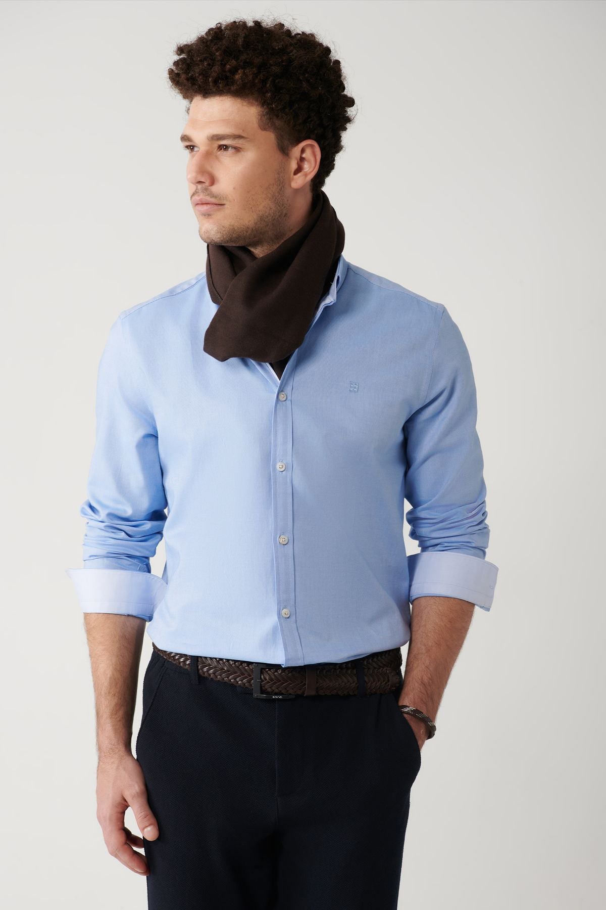 Men's blue button collar 100 %cotton oxford shirt B002034