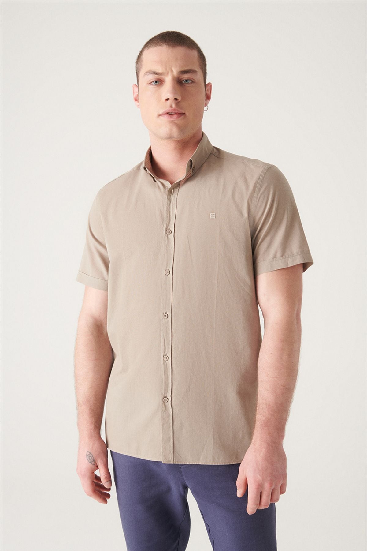 Men's mink buttoned collar 100 %cotton soot short sleeve shirt E002210