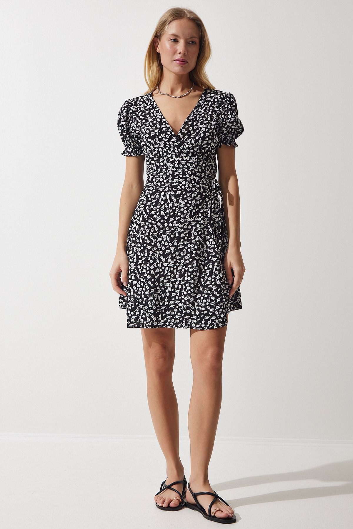 Female black patterned viscose woven dress ub00111