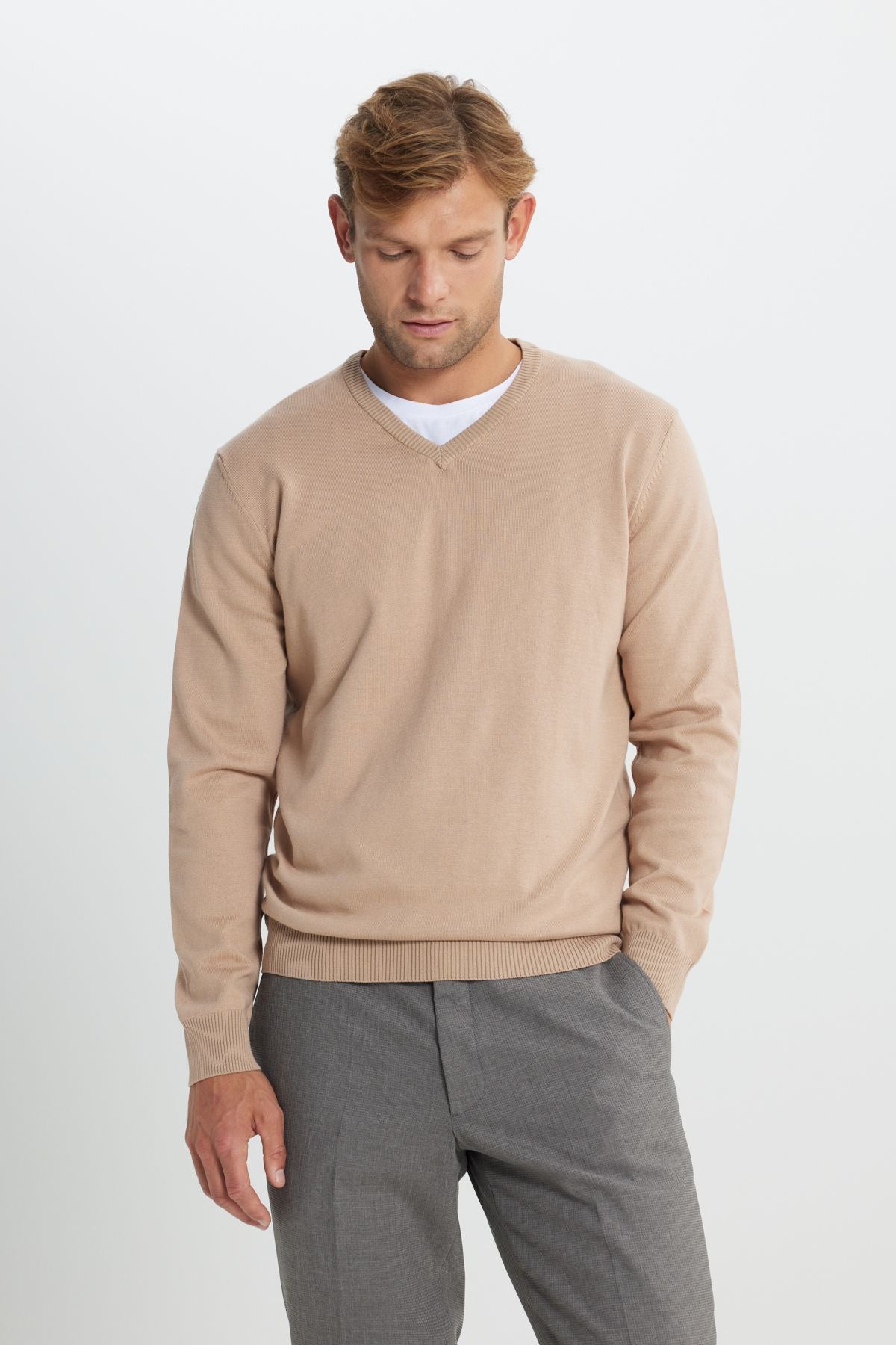 Men's Beige Cotton Standard Fit Normal Cut V -Neck Basic Knitwear Kazakh