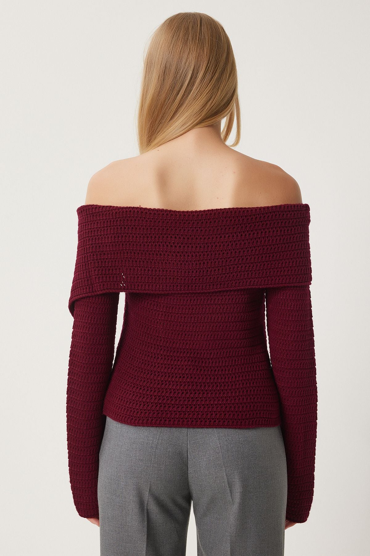 Female burgundy button low carmen collar knitwear blouse FN03377
